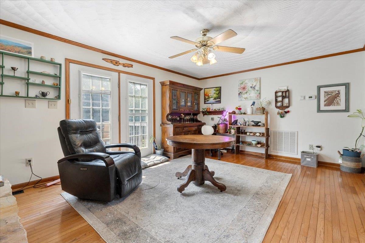 2042 Upper Craigs Creek Road Catawba VA 24070