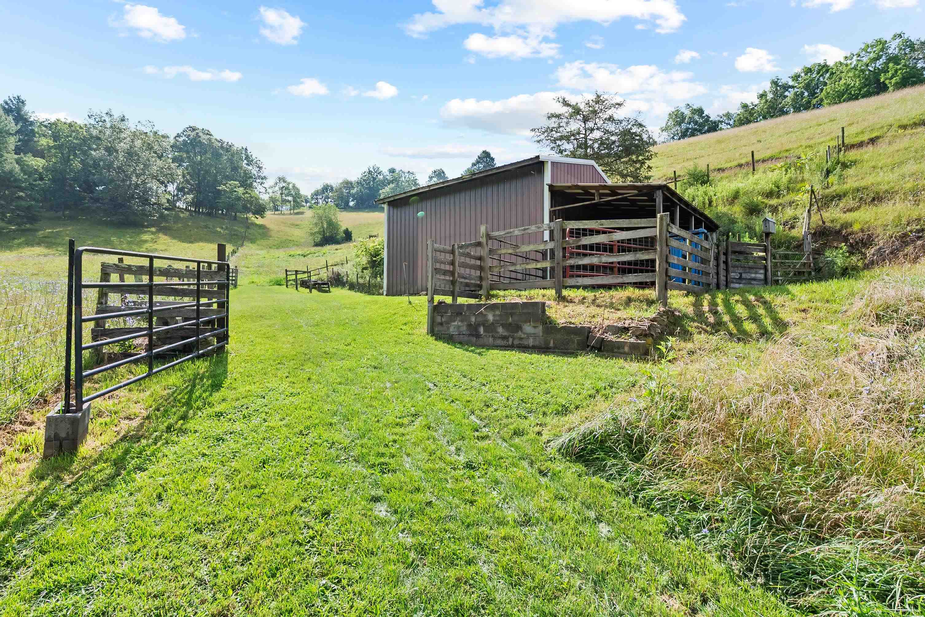 5896 Grayson Turnpike Crockett VA 24323