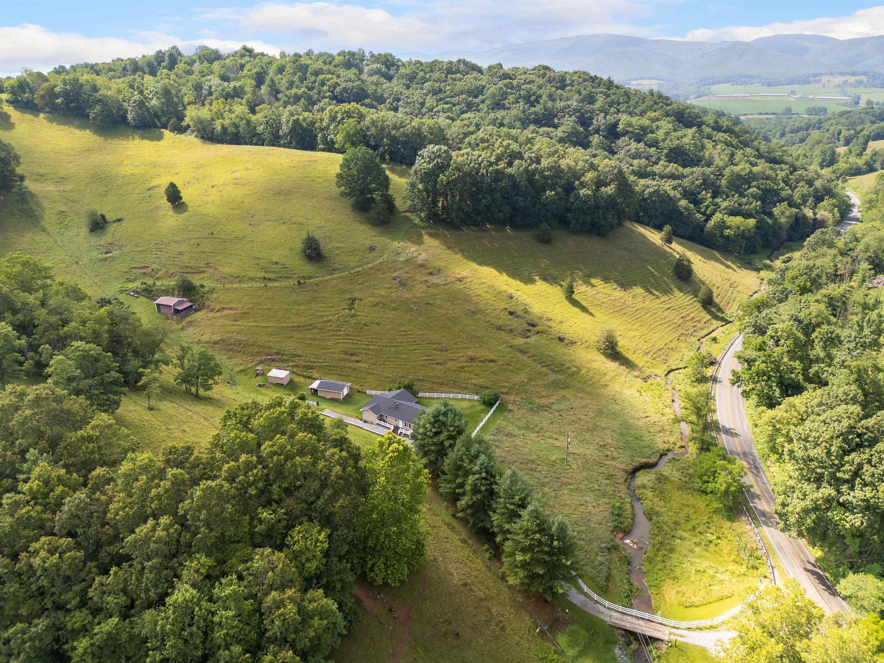 5896 Grayson Turnpike Crockett VA 24323