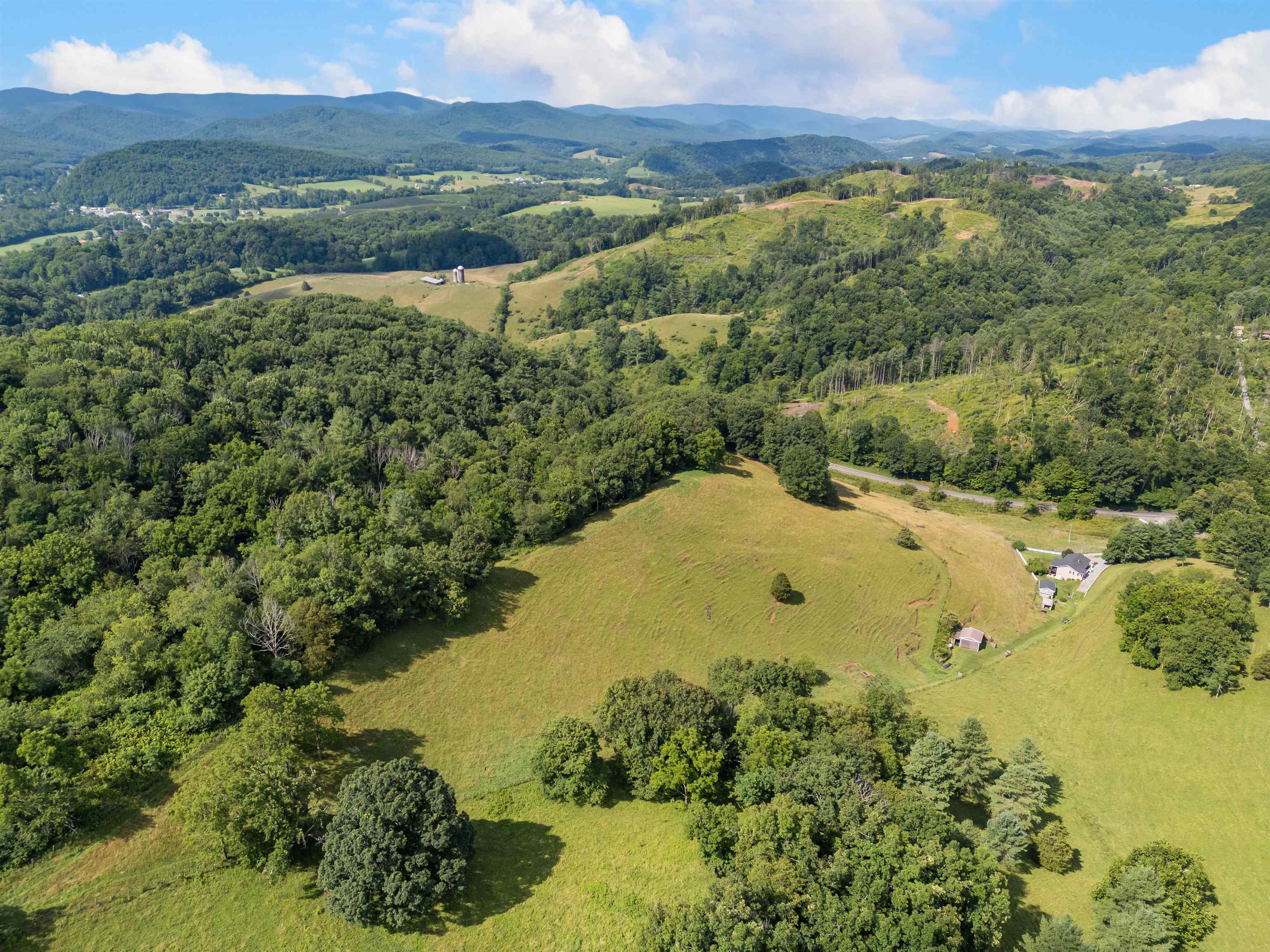 5896 Grayson Turnpike Crockett VA 24323