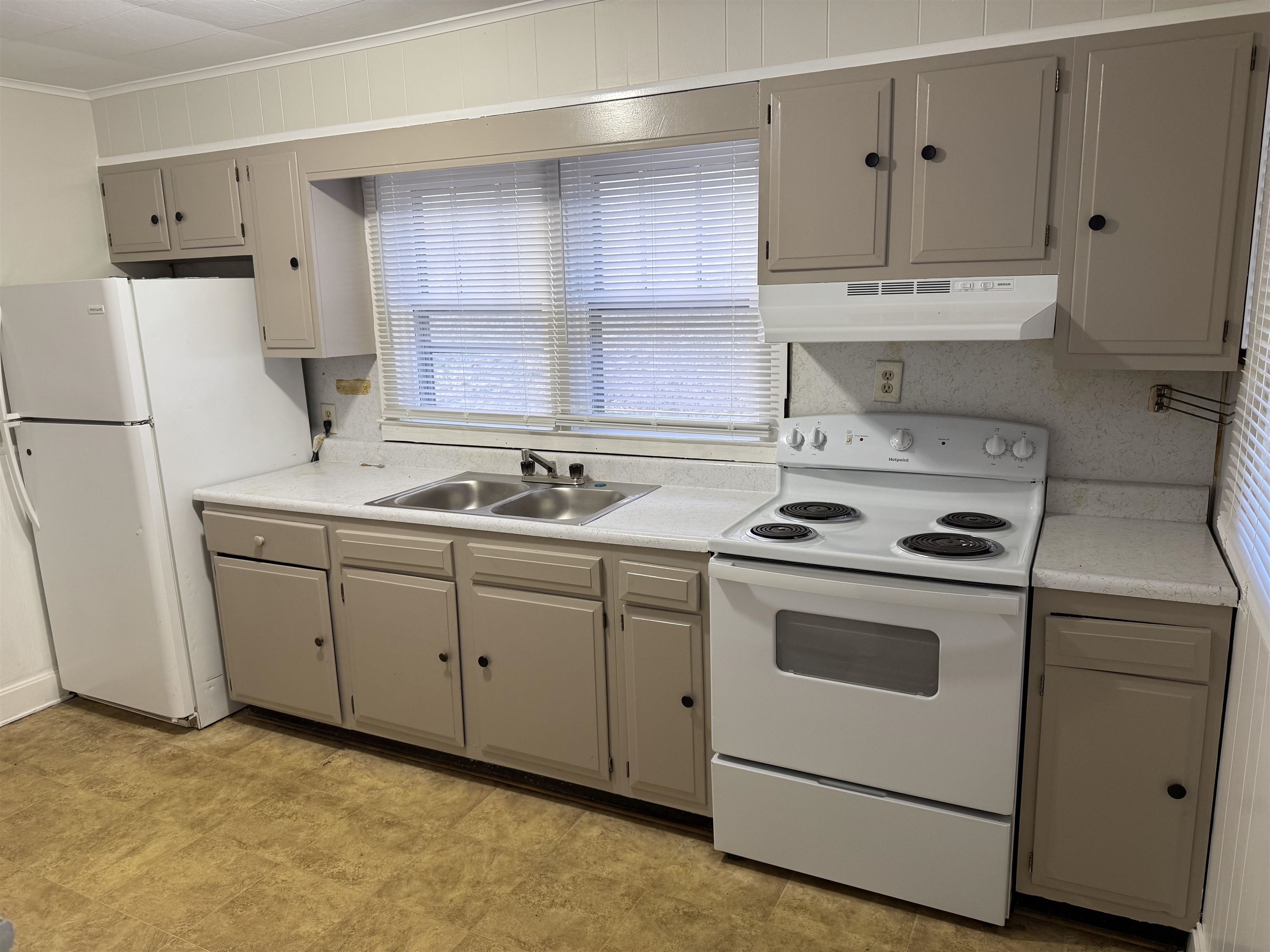 293 Clendennin Road Narrows VA 24124