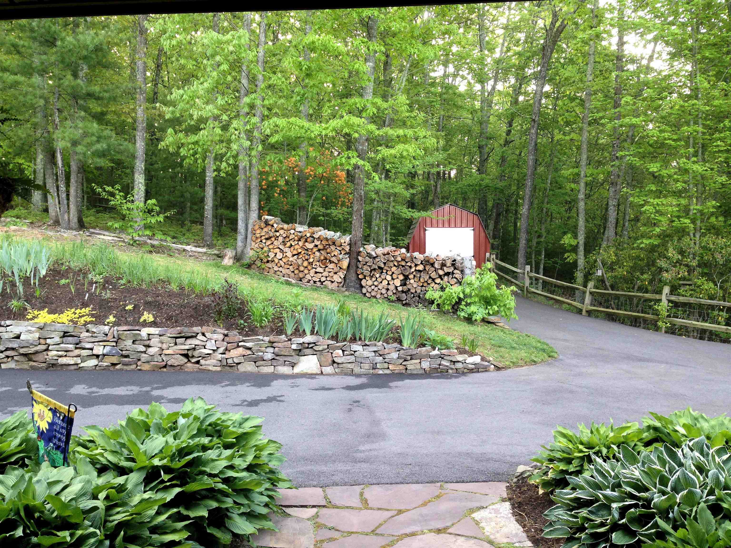 2054 Duncans Chapel Road NW Willis VA 24380