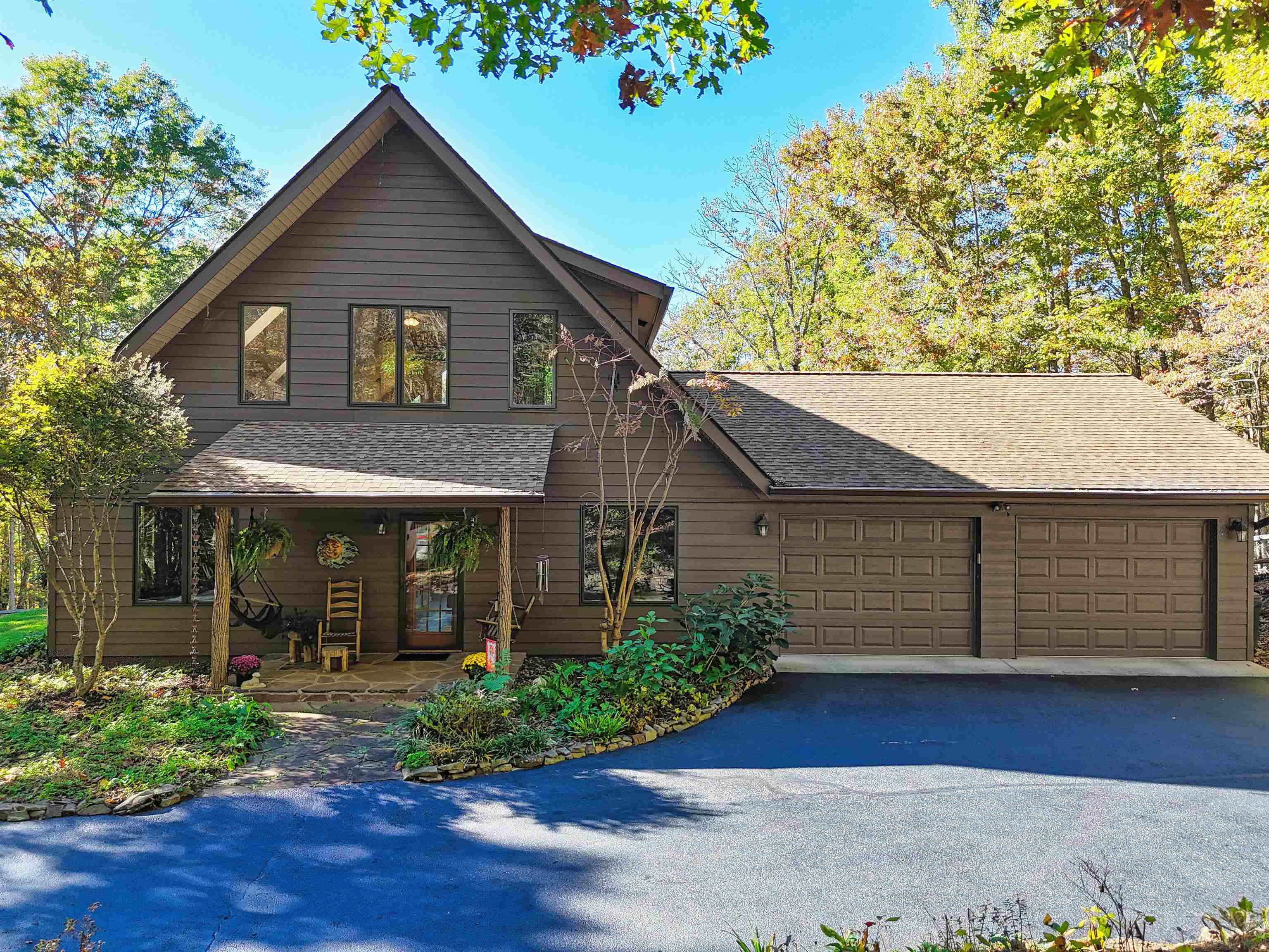 2054 Duncans Chapel Road NW Willis VA 24380