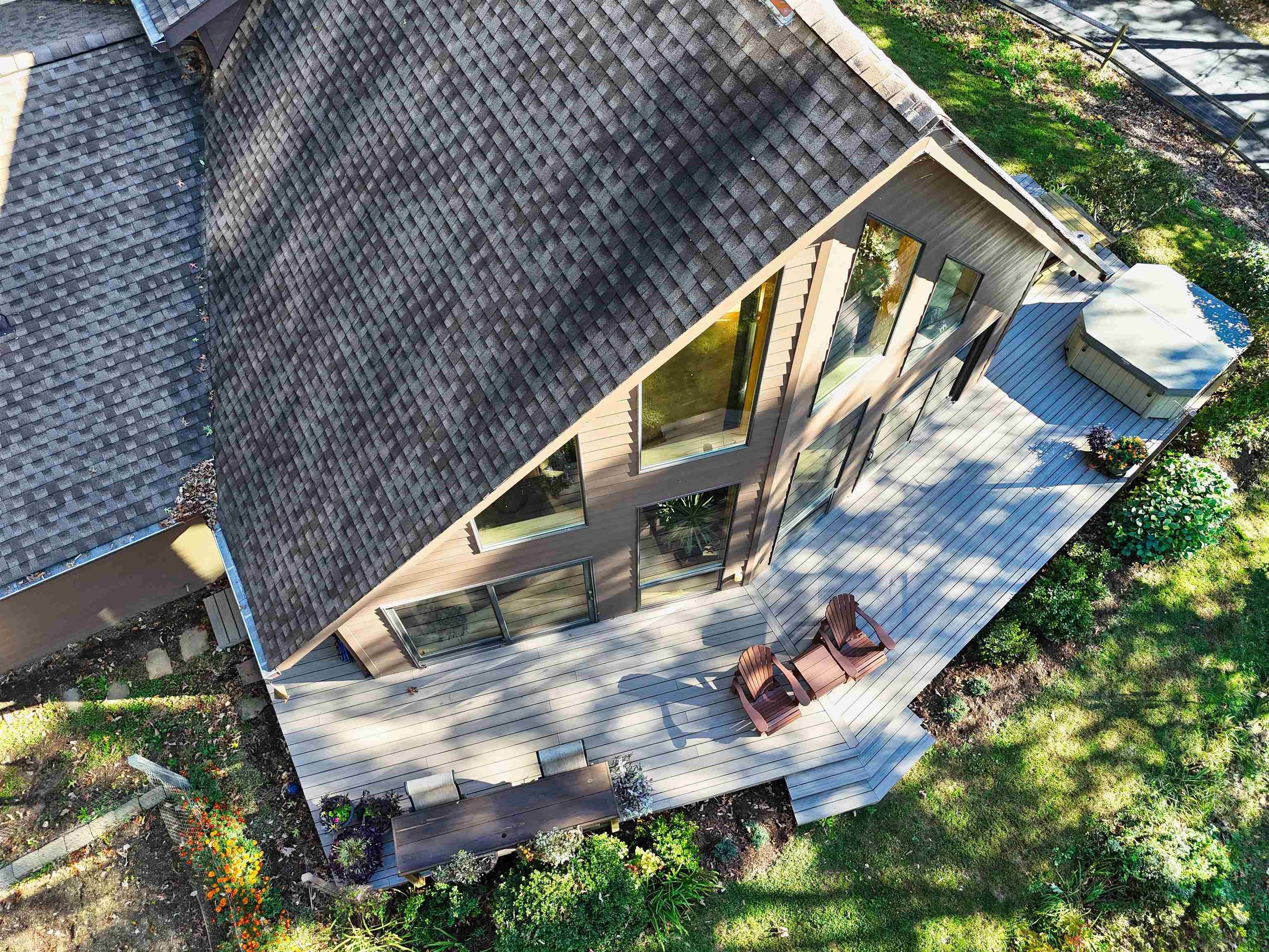 2054 Duncans Chapel Road NW Willis VA 24380