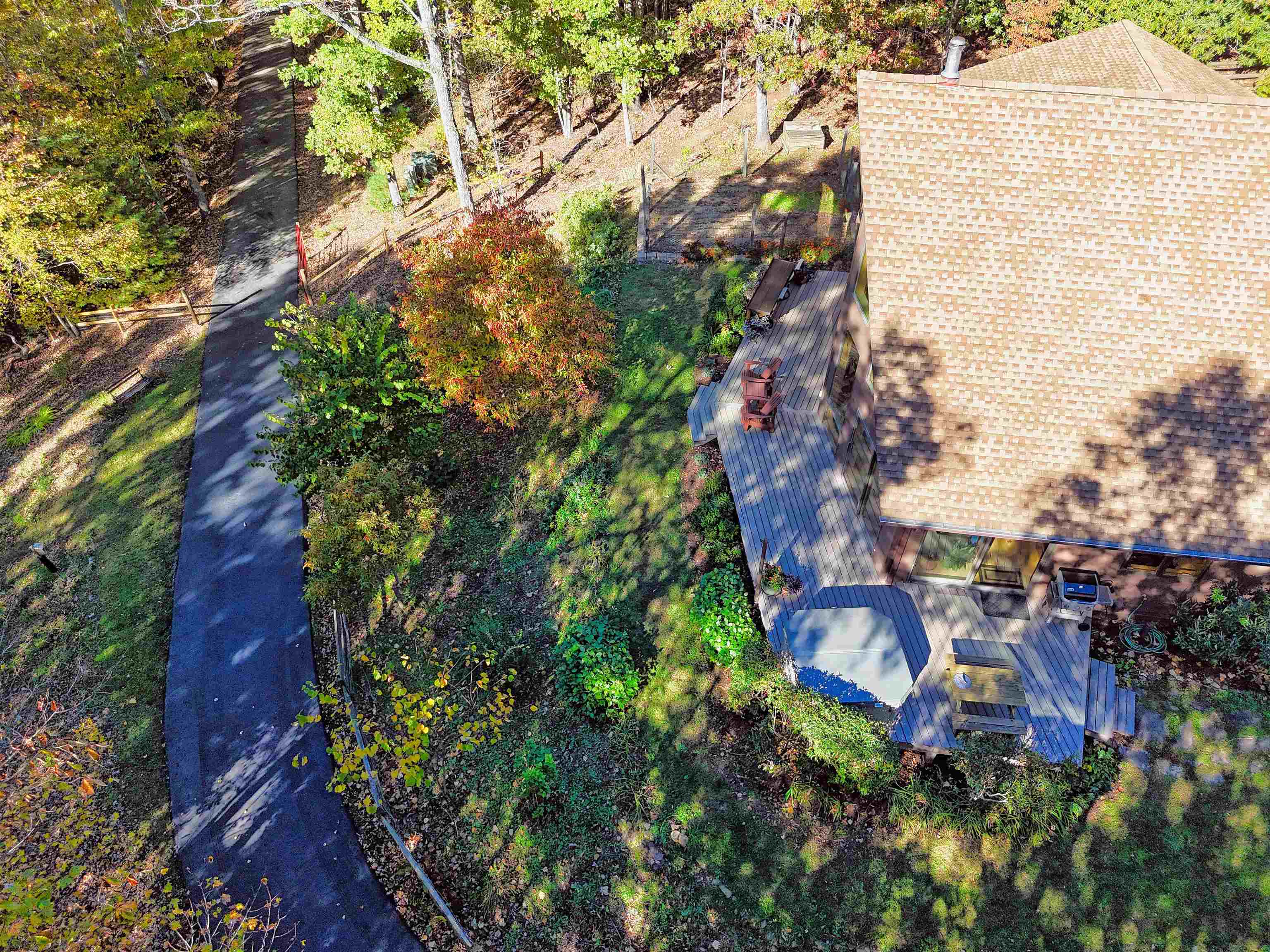 2054 Duncans Chapel Road NW Willis VA 24380