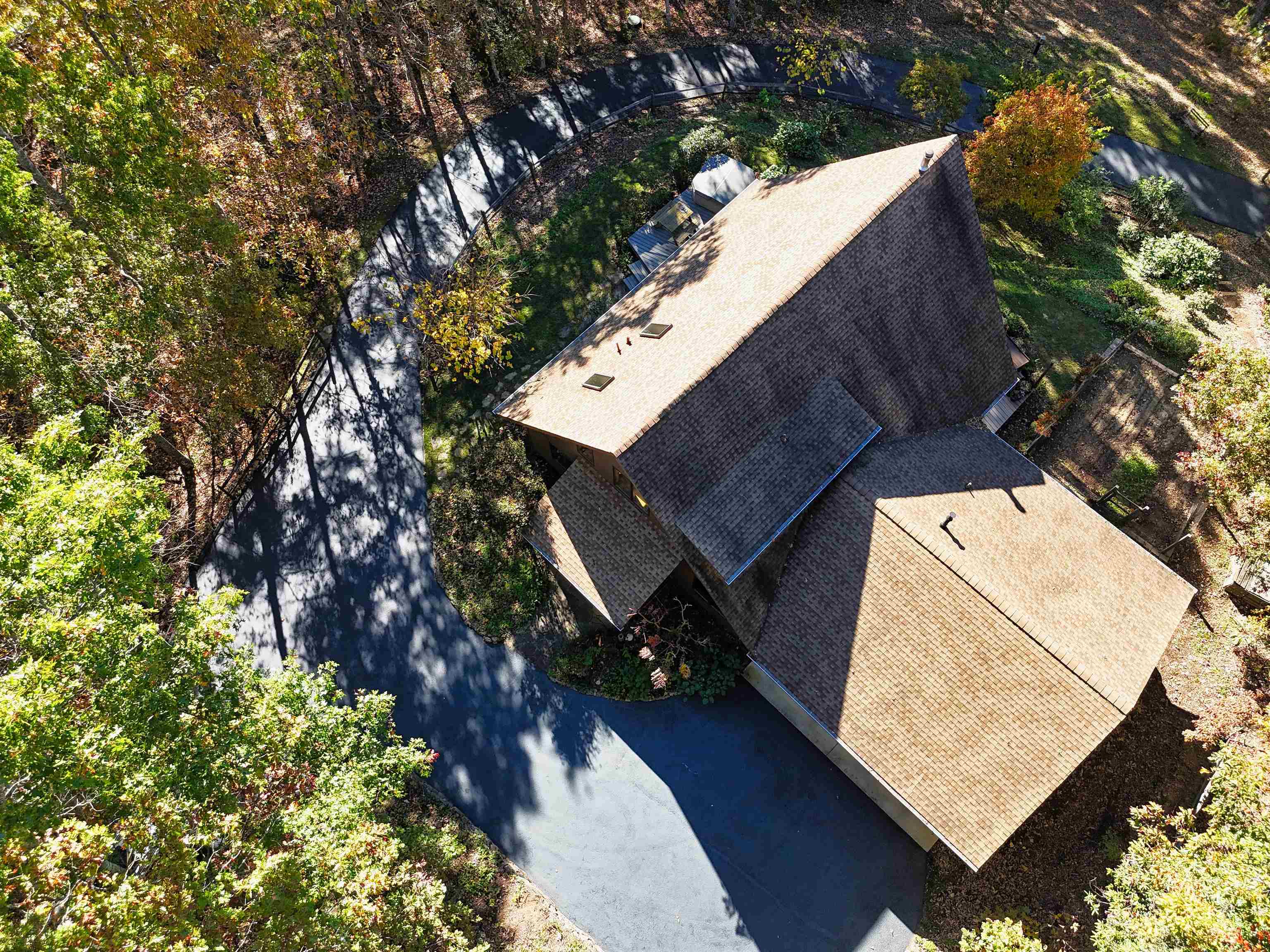2054 Duncans Chapel Road NW Willis VA 24380