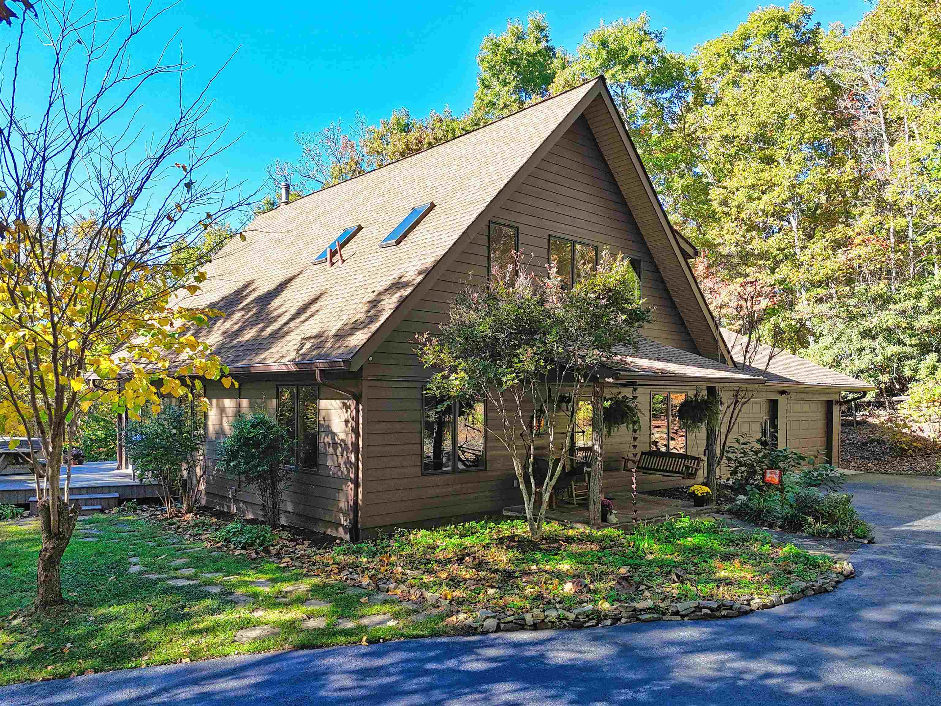 2054 Duncans Chapel Road NW Willis VA 24380