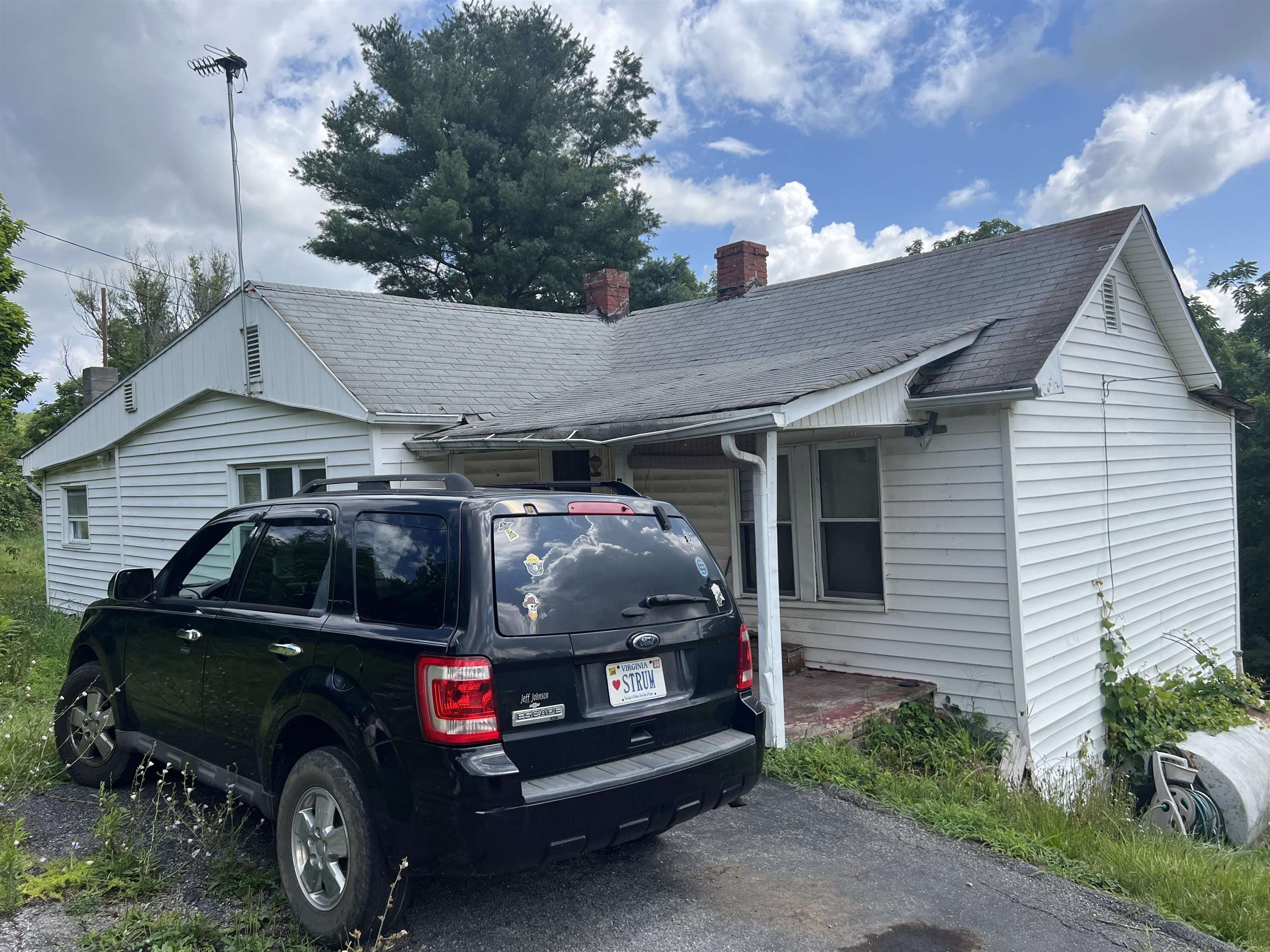 1970 Snider Lane Pulaski VA 24301