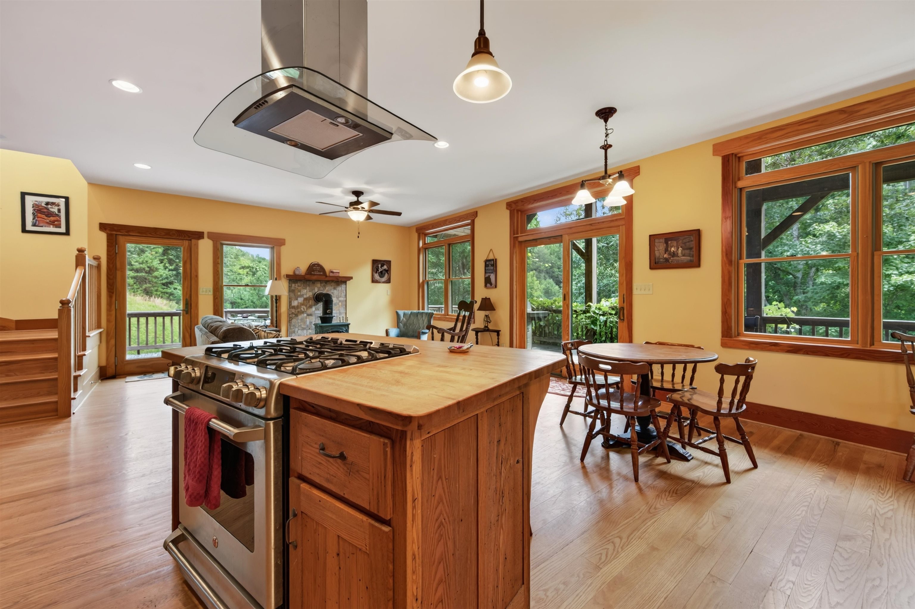 478 Big Brush Creek Road Fries VA 24330