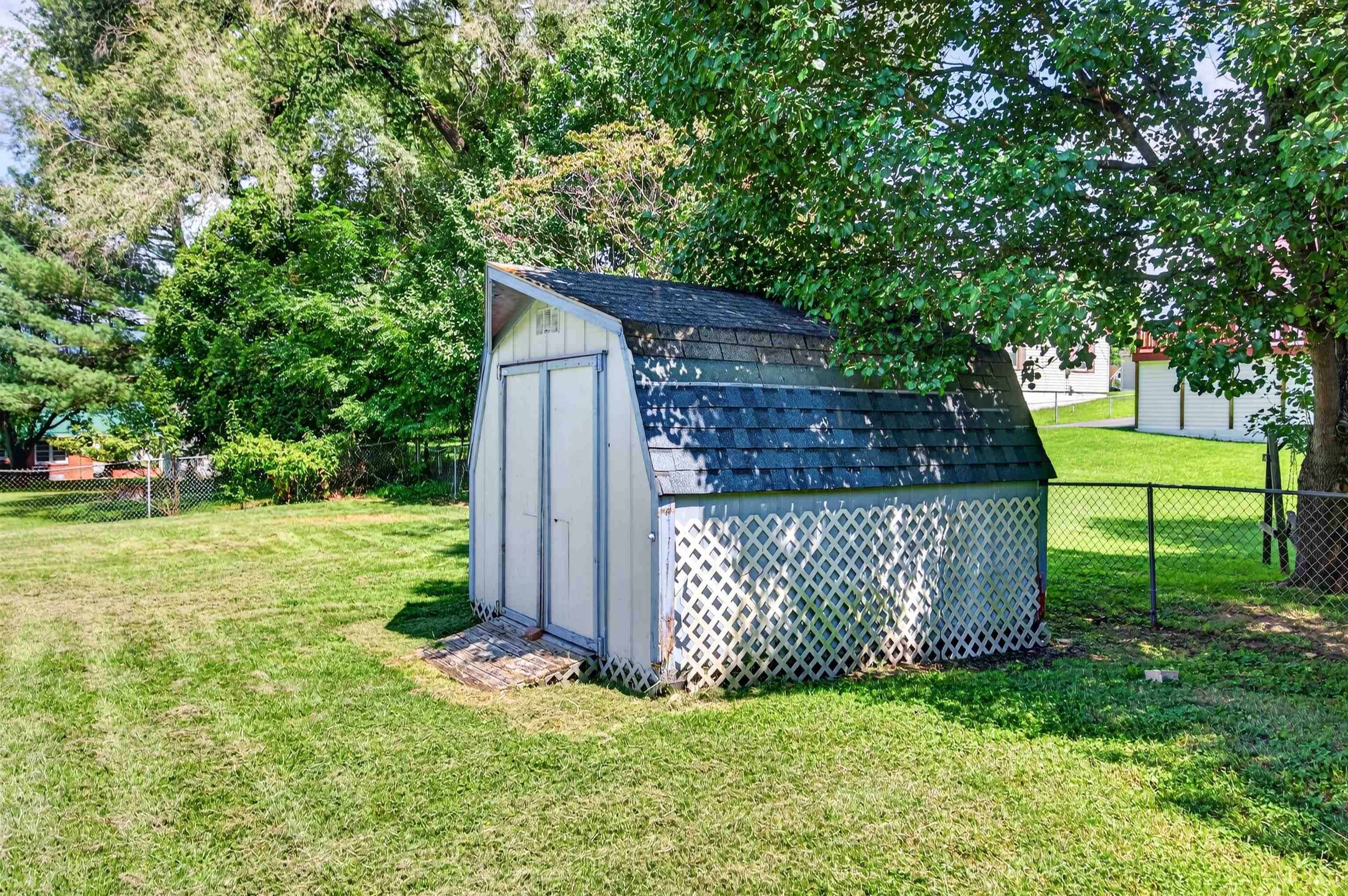507 Wildwood Drive Pearisburg VA 24134