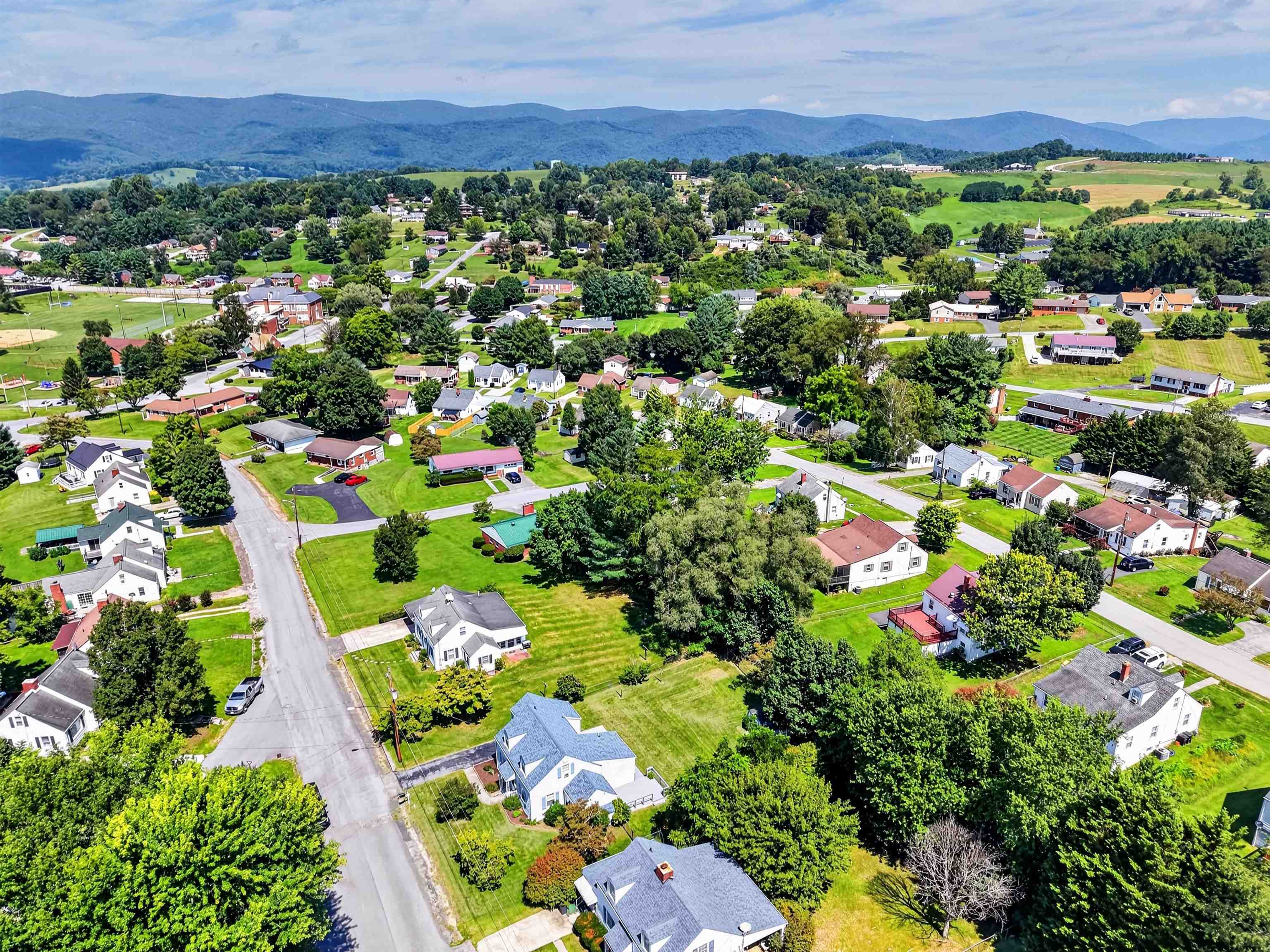 507 Wildwood Drive Pearisburg VA 24134