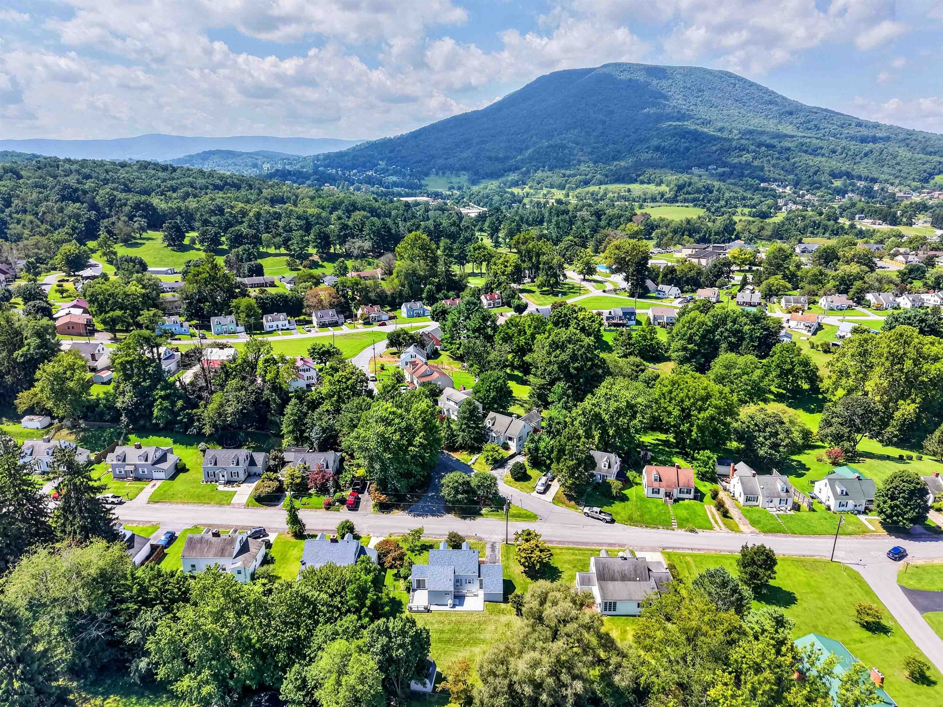 507 Wildwood Drive Pearisburg VA 24134