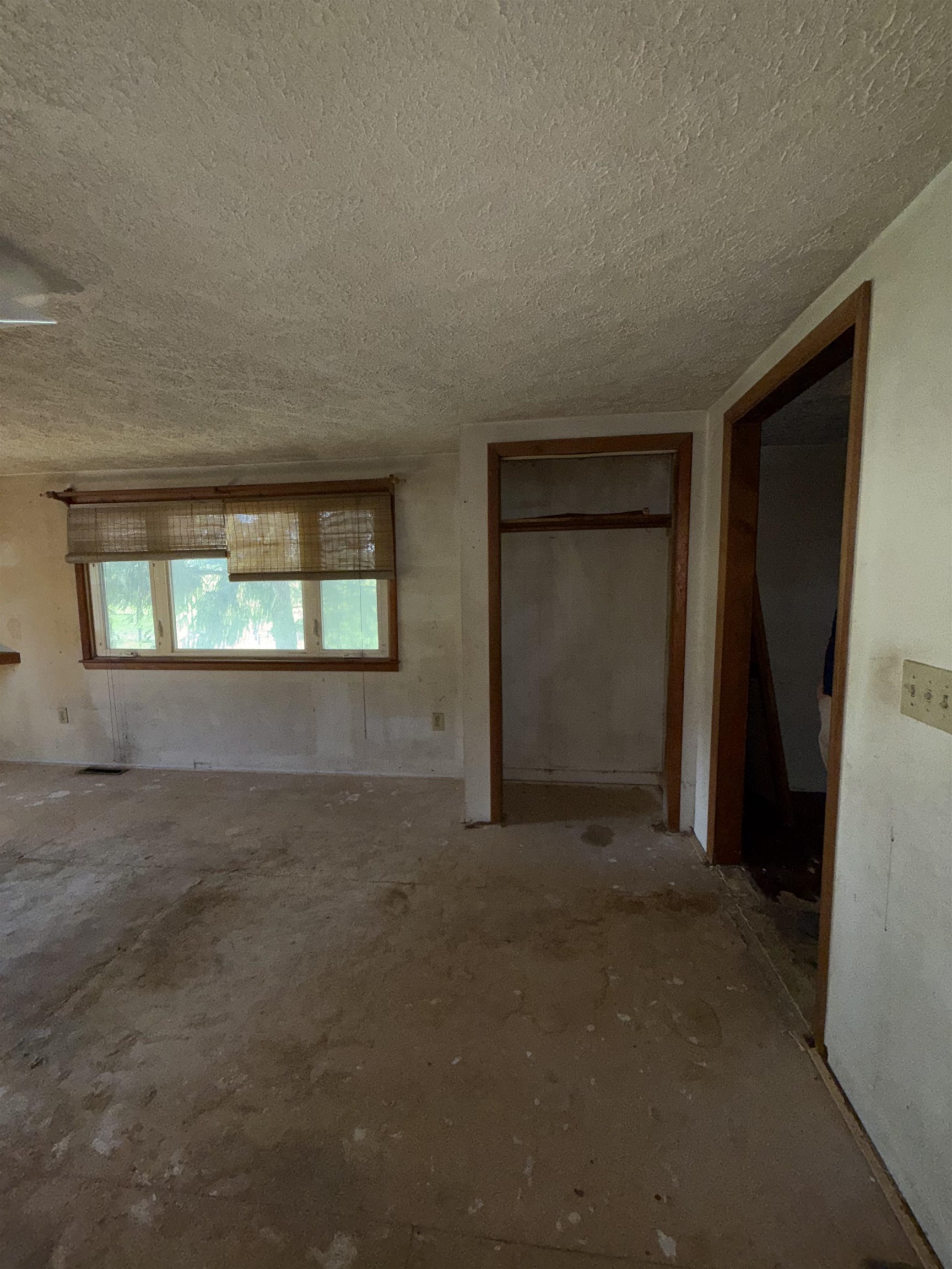 5594 Thornspring Church Road Dublin VA 24084
