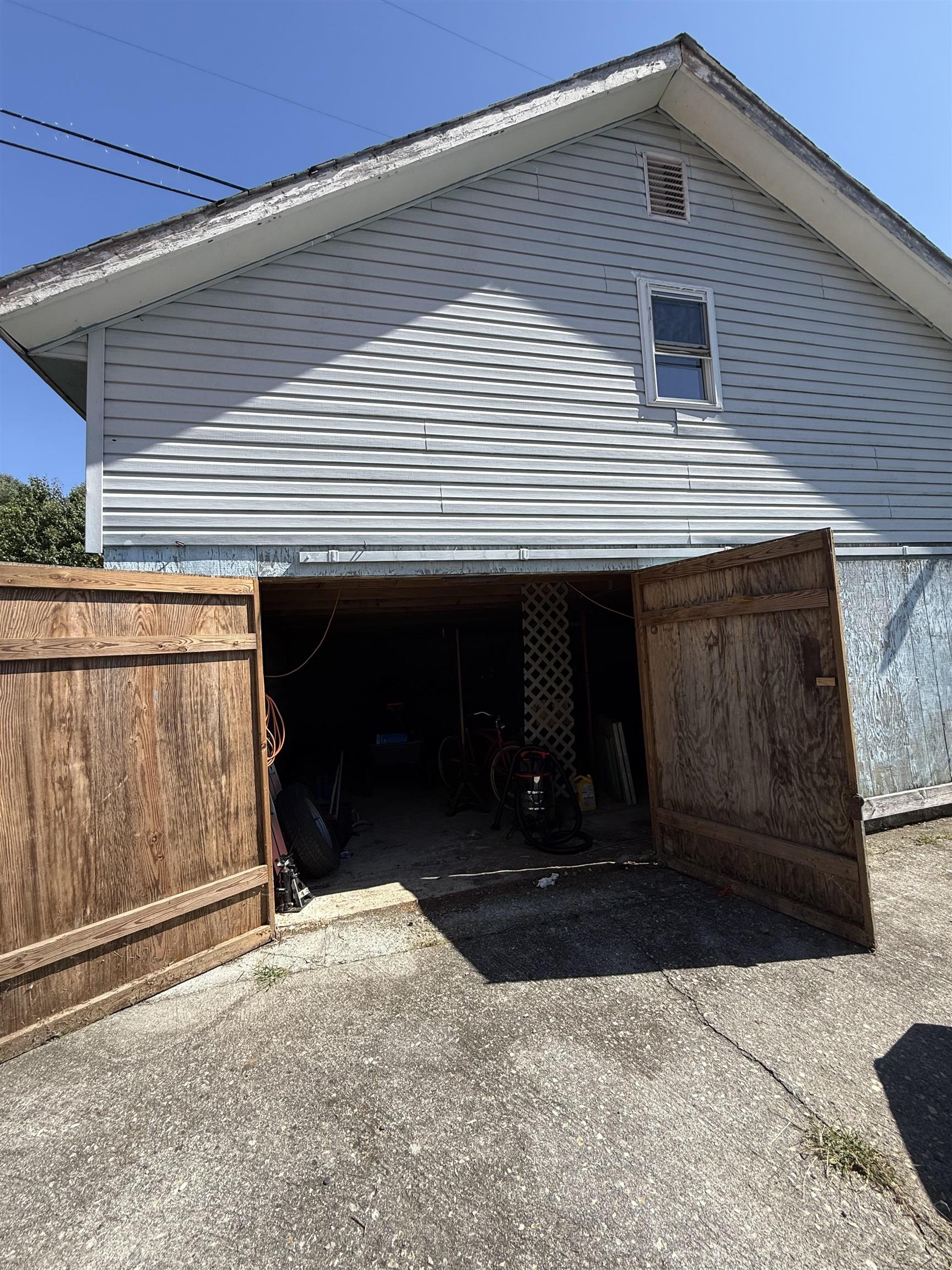 5594 Thornspring Church Road Dublin VA 24084