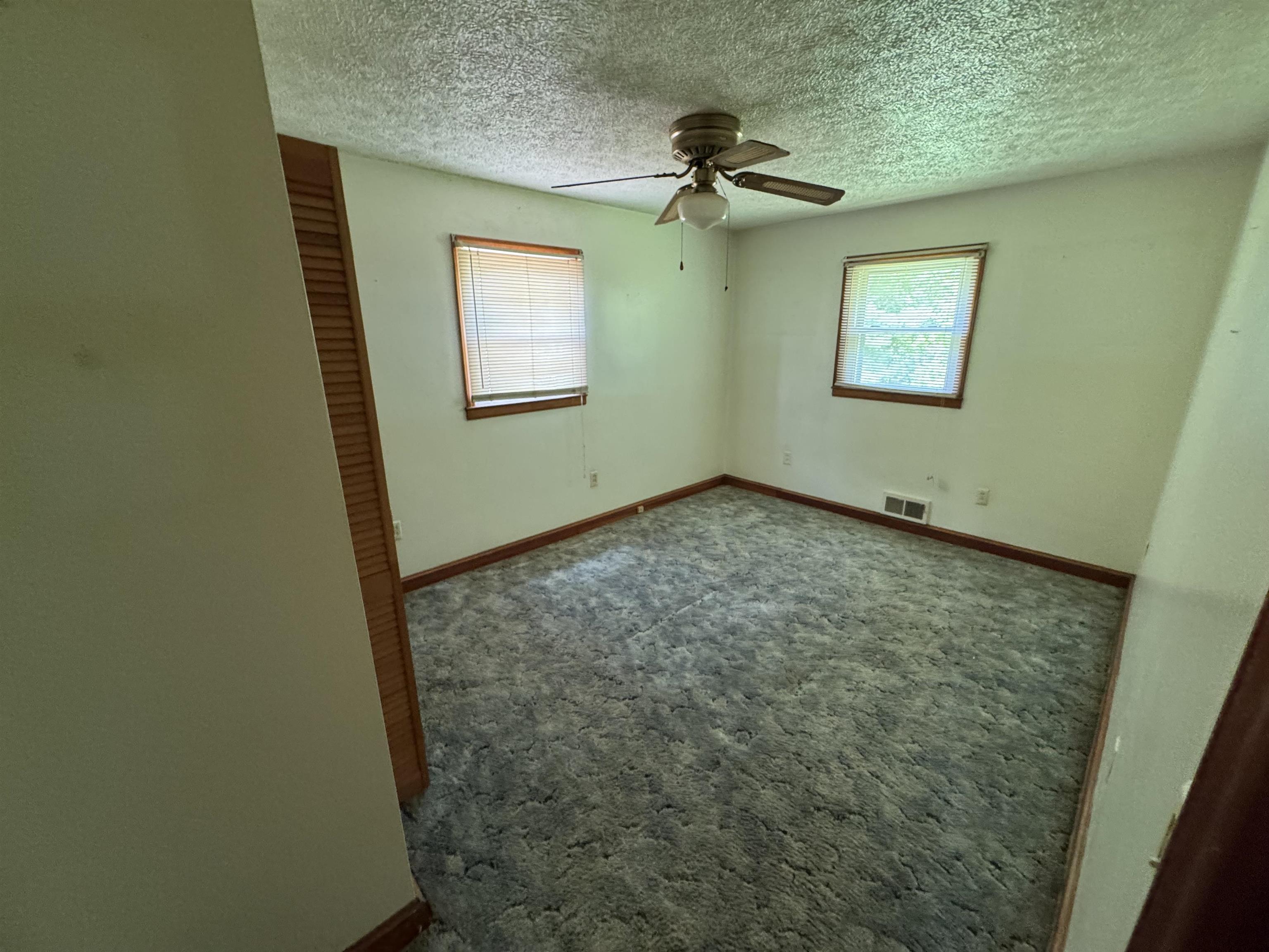 328 Mountain Drive Pearisburg VA 24134