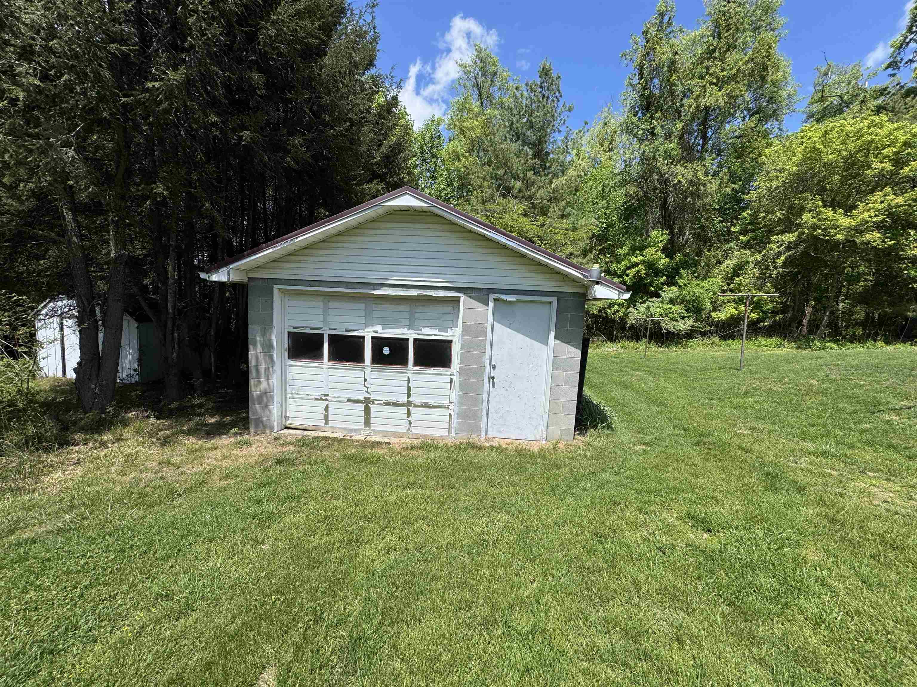 328 Mountain Drive Pearisburg VA 24134