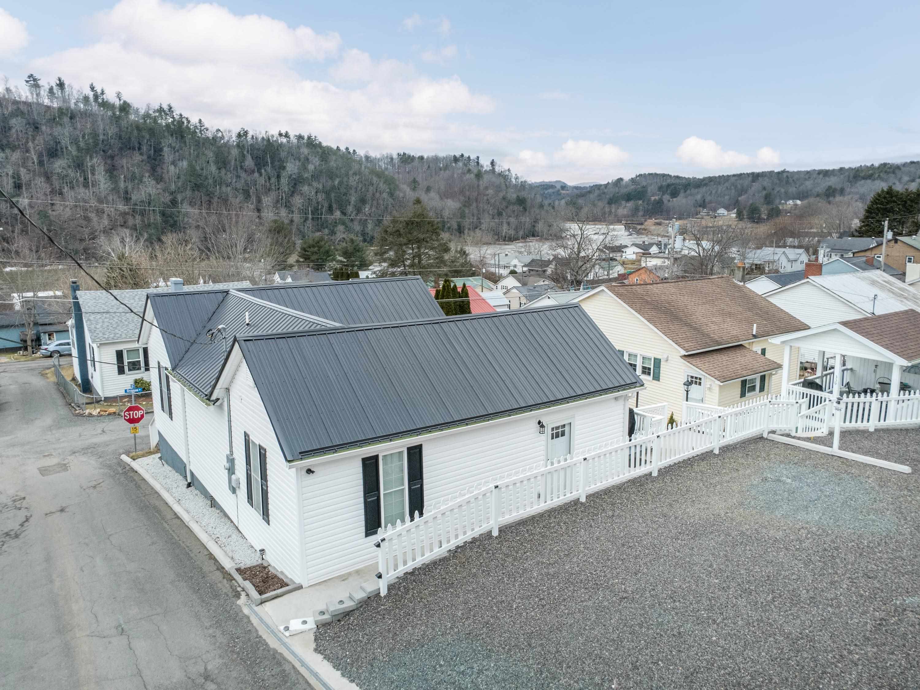 305 Grayson Street Fries VA 24330