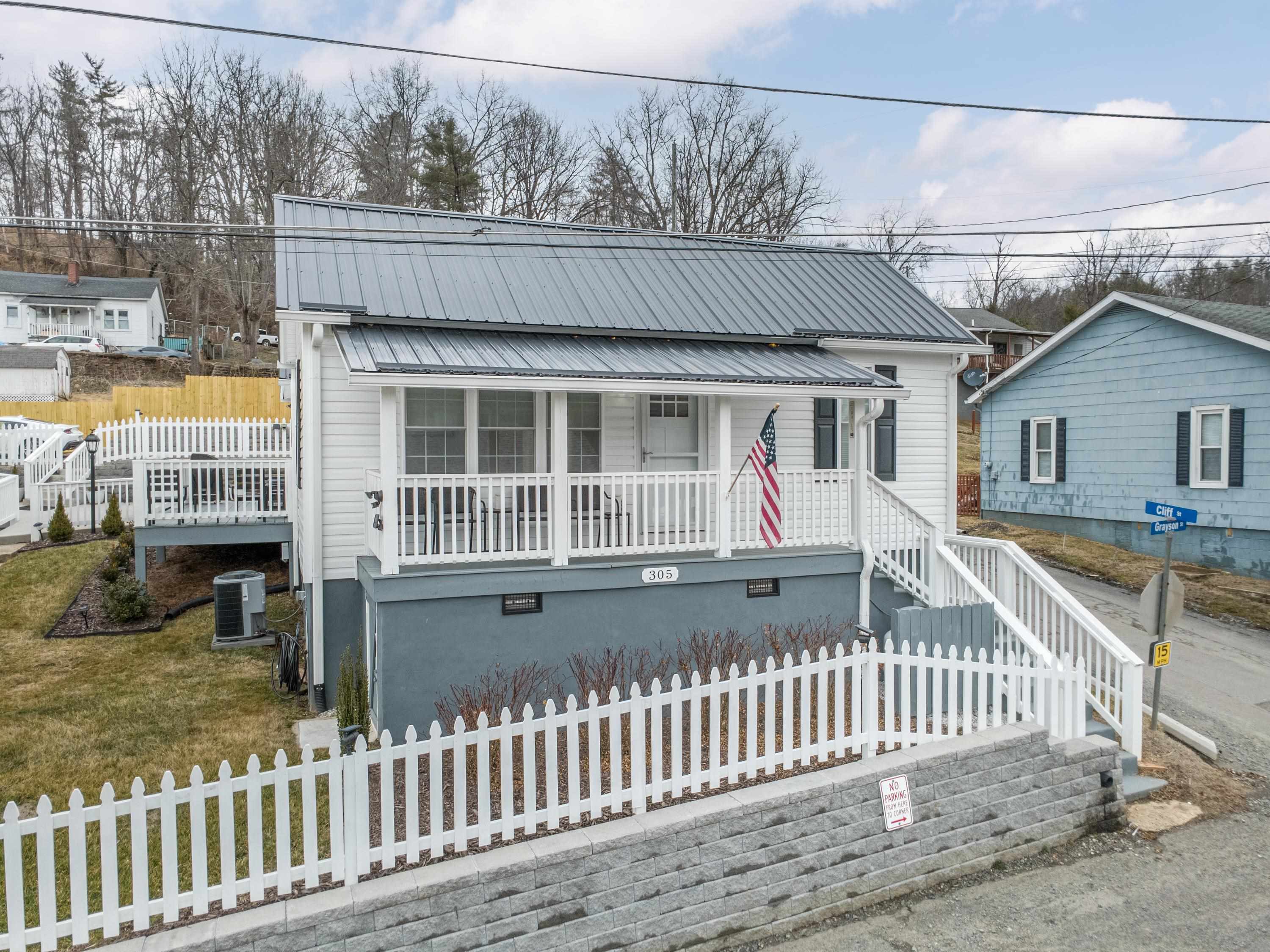 305 Grayson Street Fries VA 24330