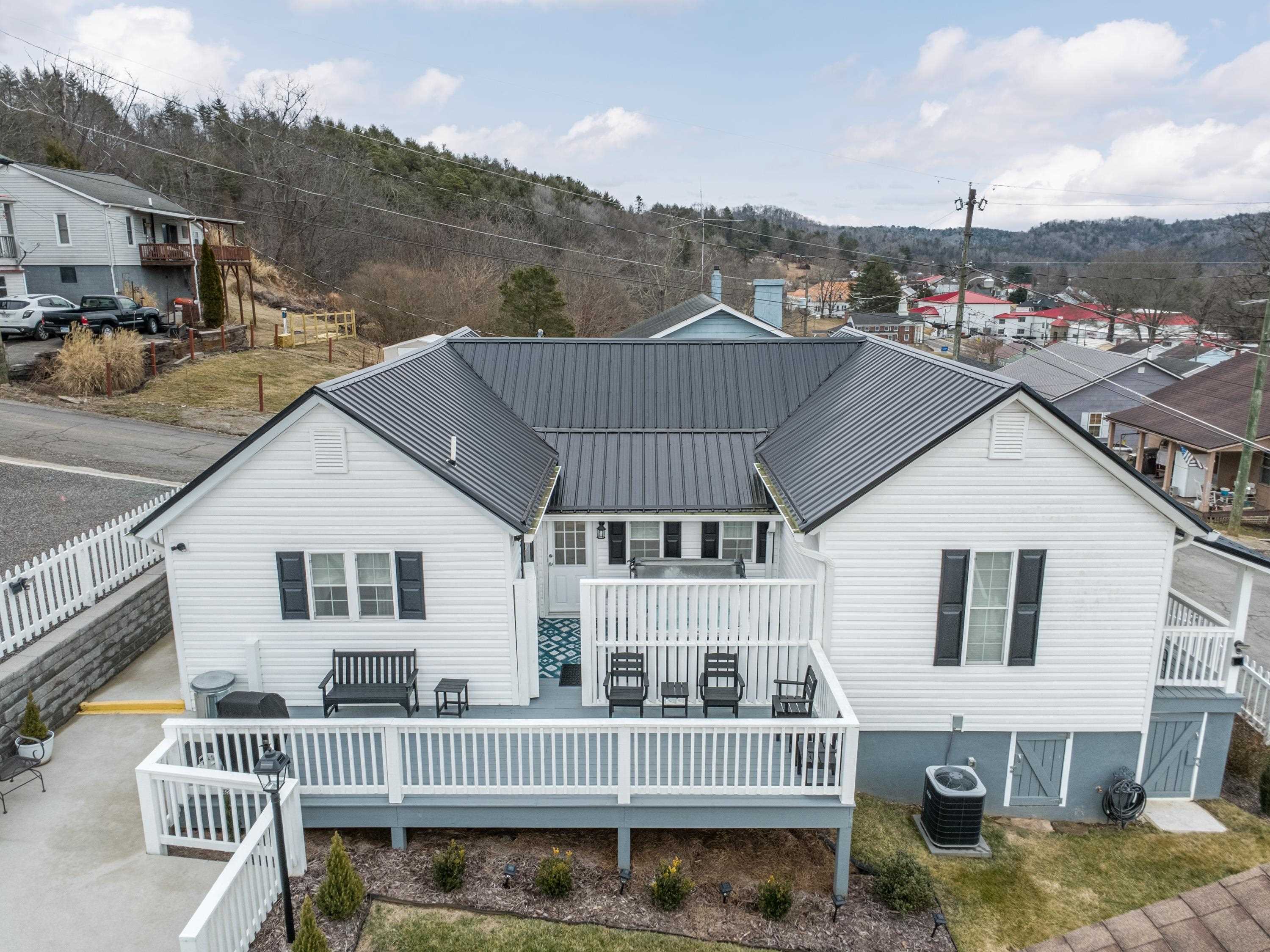 305 Grayson Street Fries VA 24330