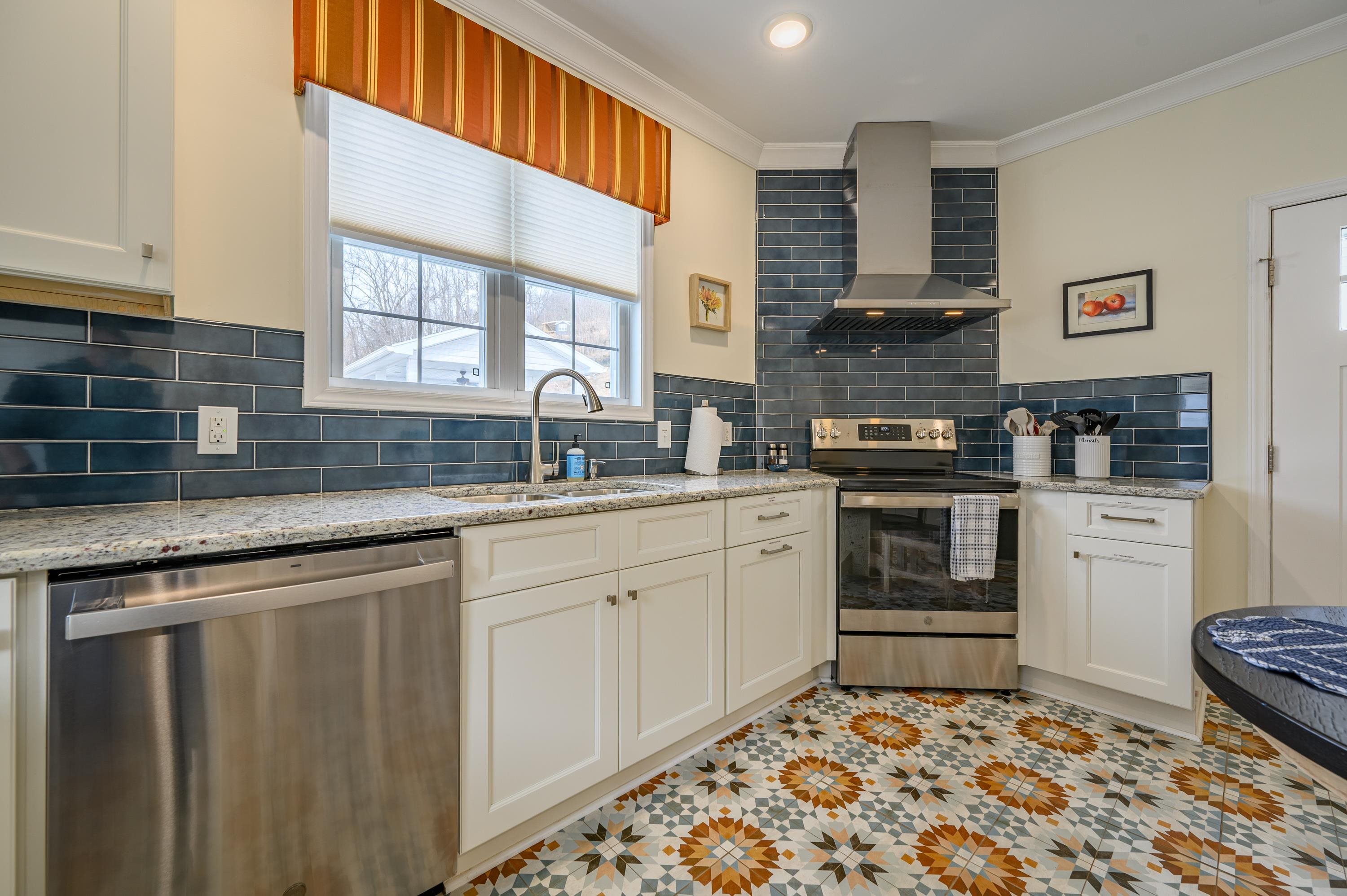 305 Grayson Street Fries VA 24330