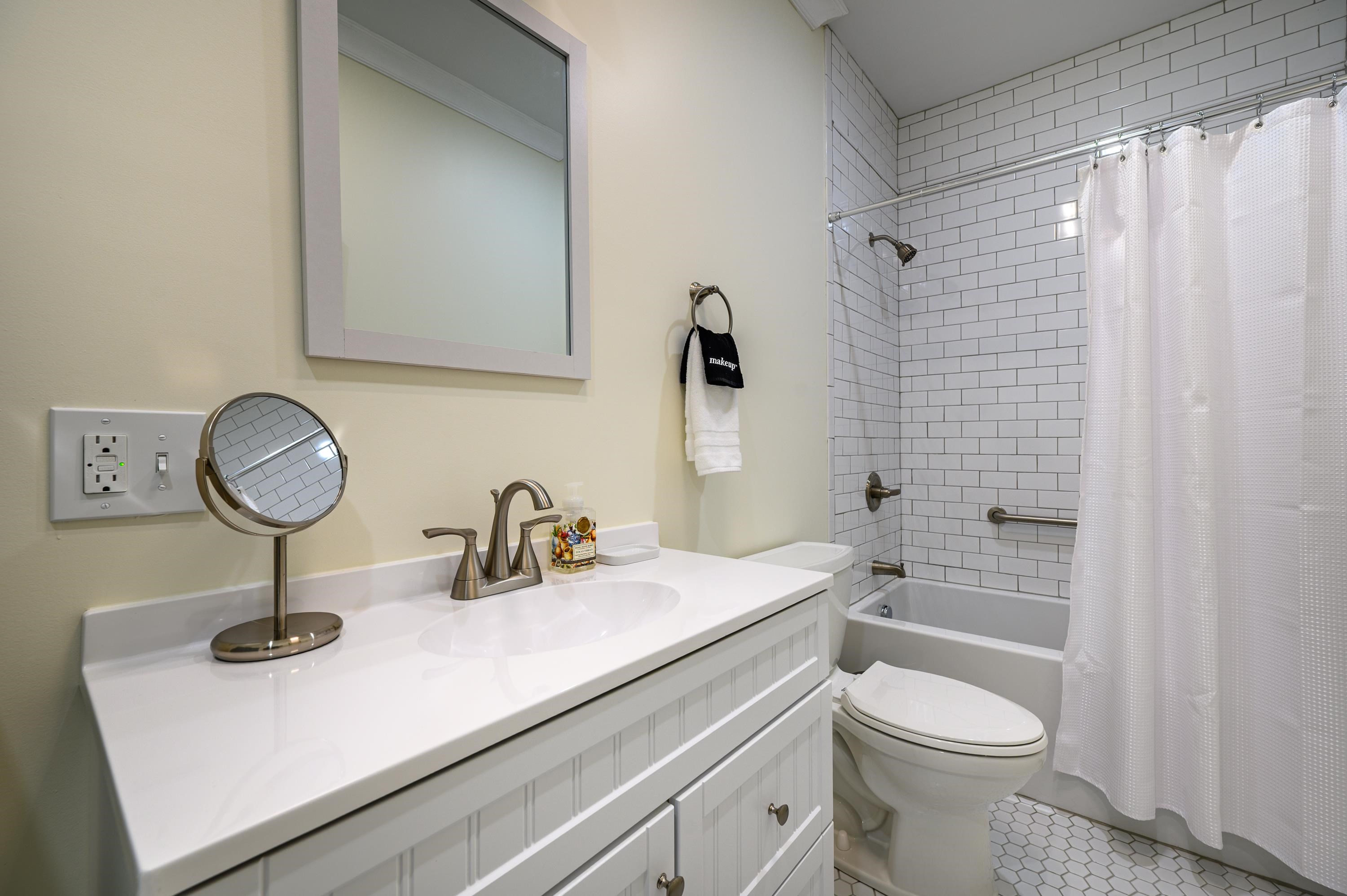 305 Grayson Street Fries VA 24330