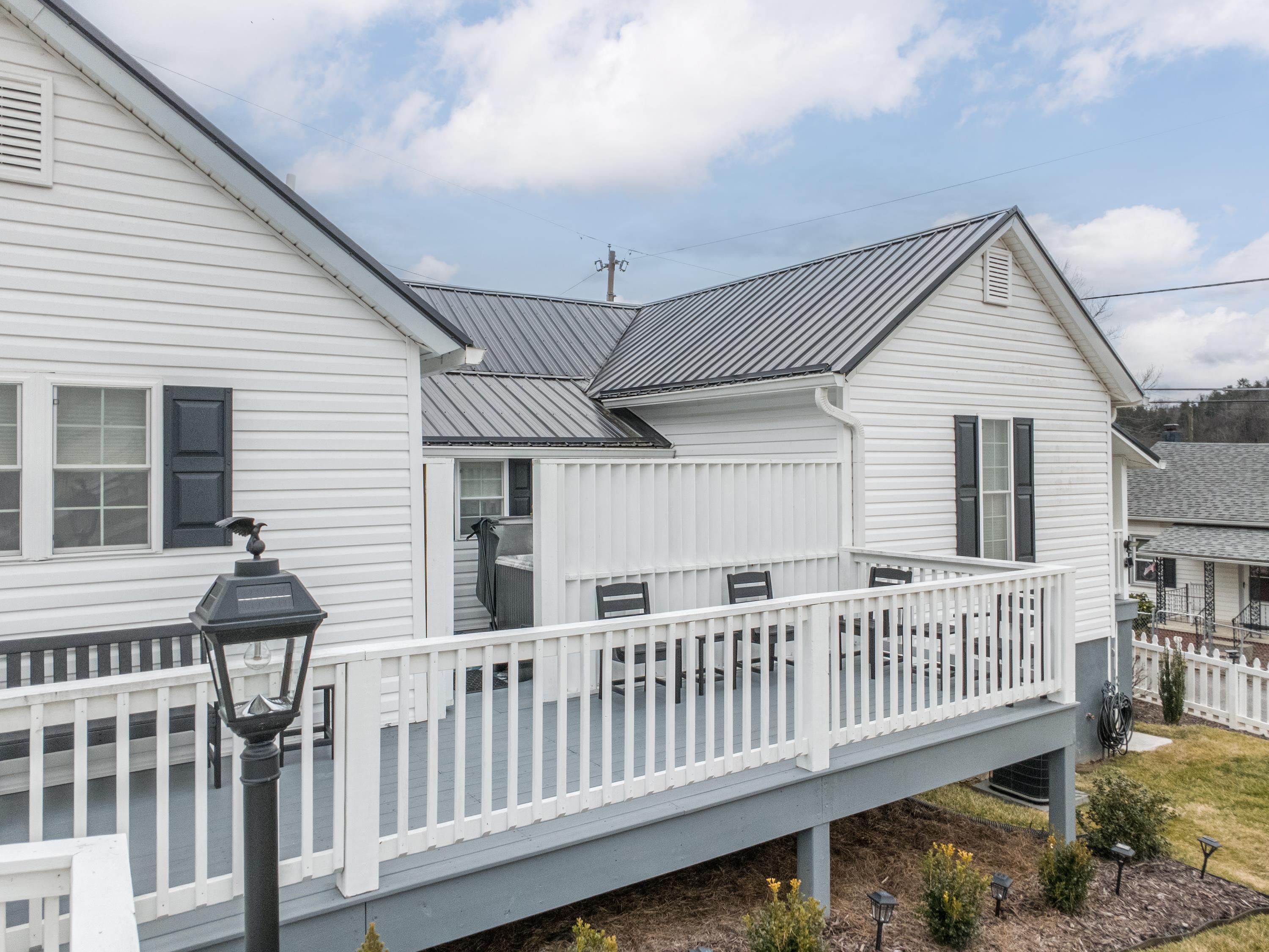 305 Grayson Street Fries VA 24330