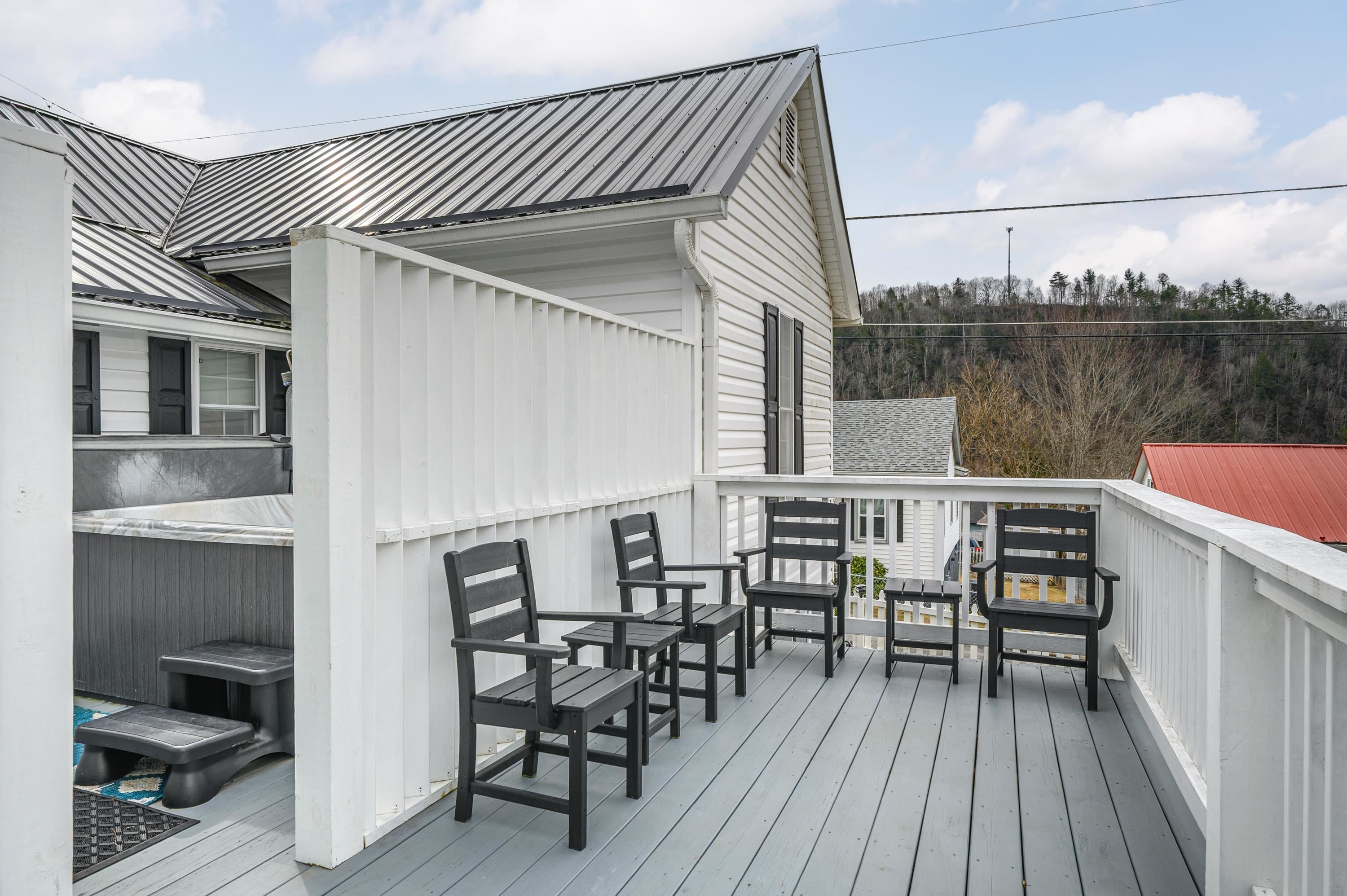 305 Grayson Street Fries VA 24330