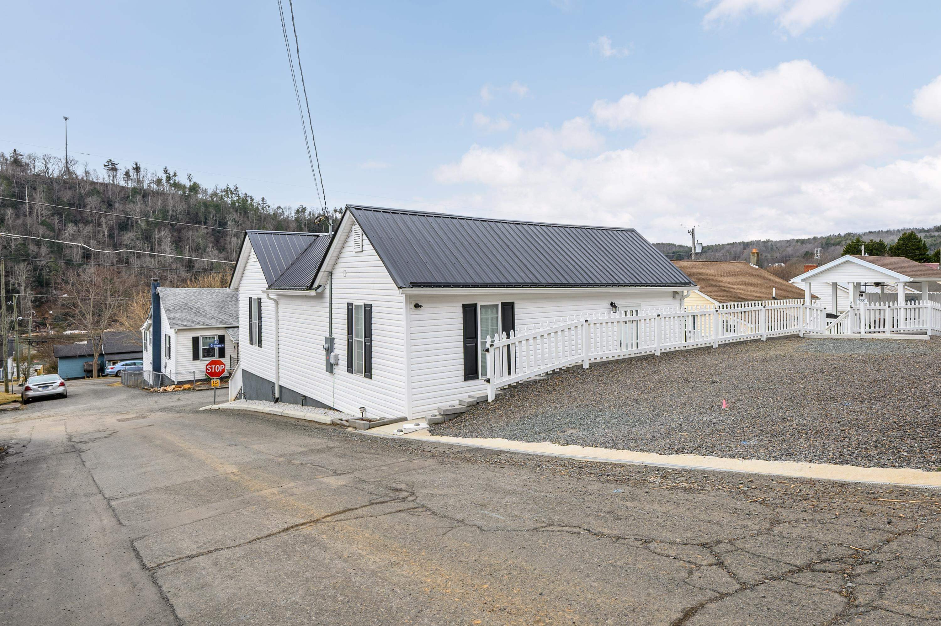 305 Grayson Street Fries VA 24330