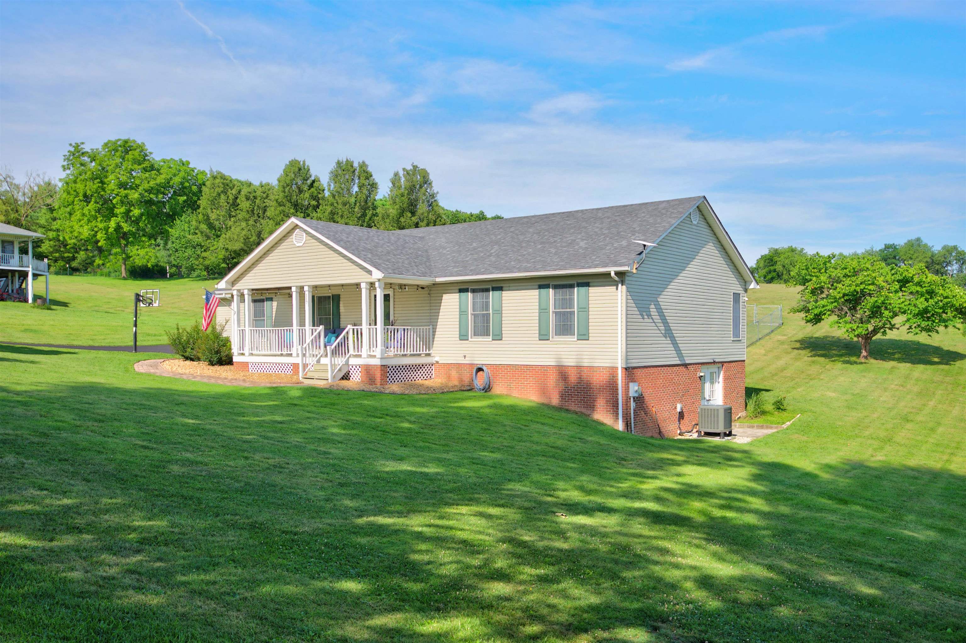 117 Pine Avenue Rural Retreat VA 24368