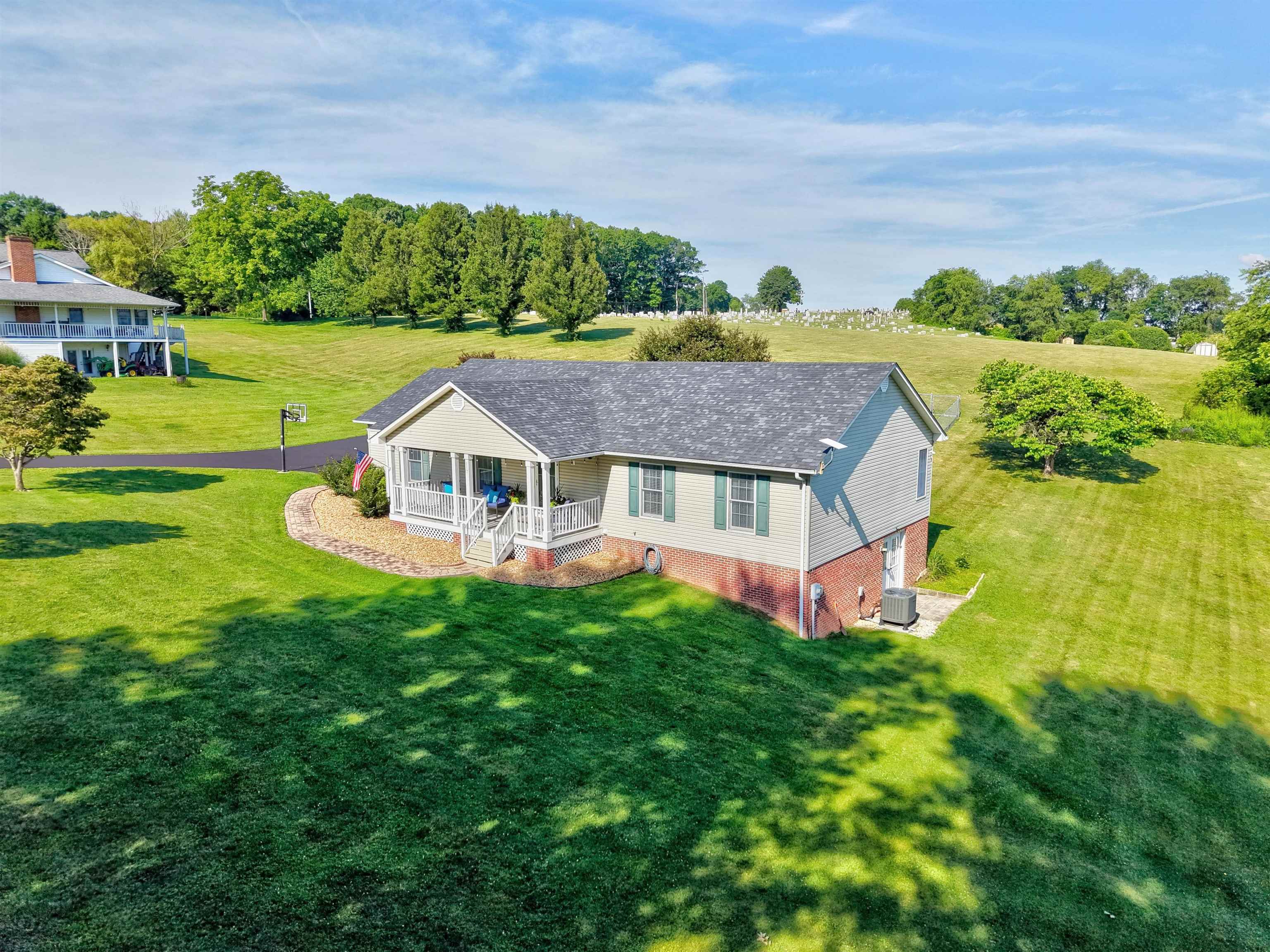 117 Pine Avenue Rural Retreat VA 24368