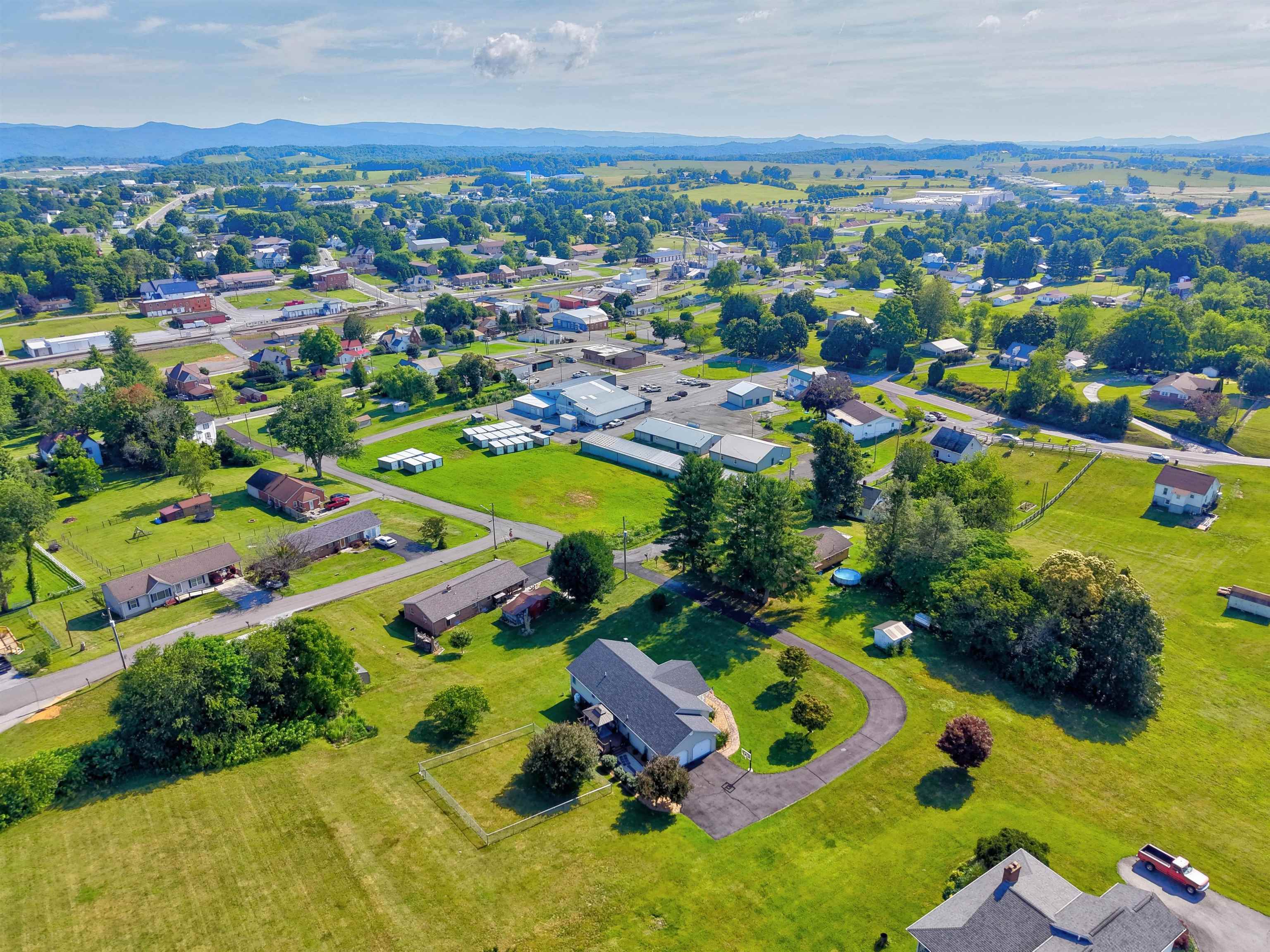 117 Pine Avenue Rural Retreat VA 24368