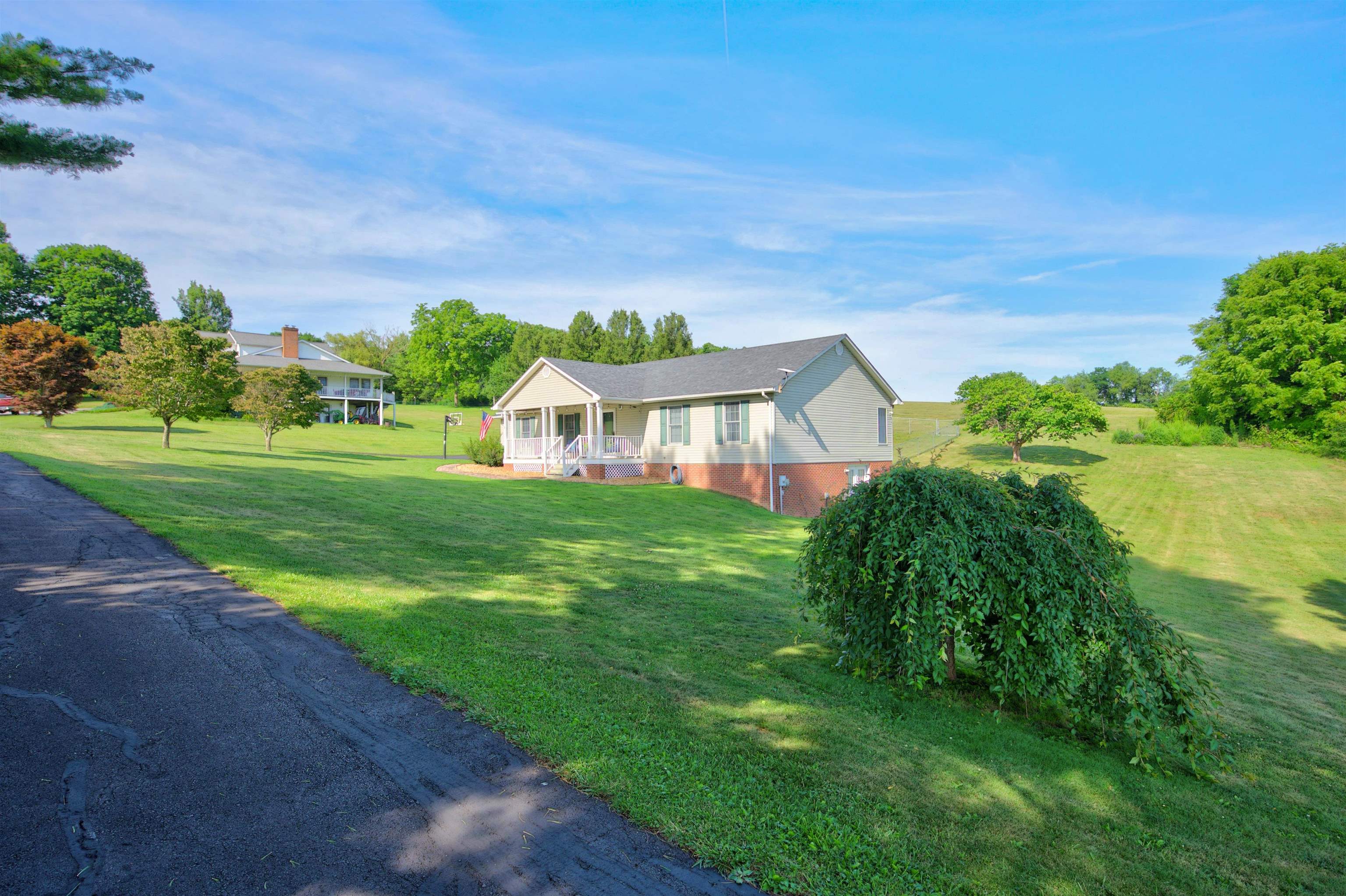 117 Pine Avenue Rural Retreat VA 24368