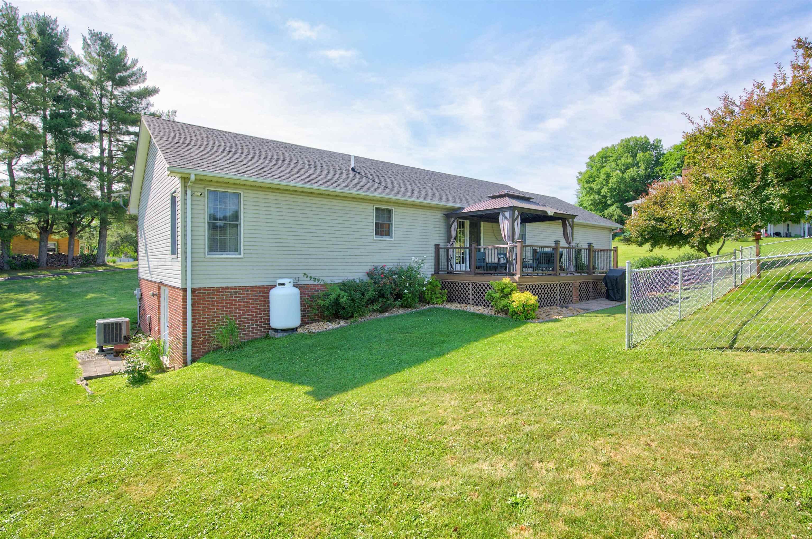 117 Pine Avenue Rural Retreat VA 24368