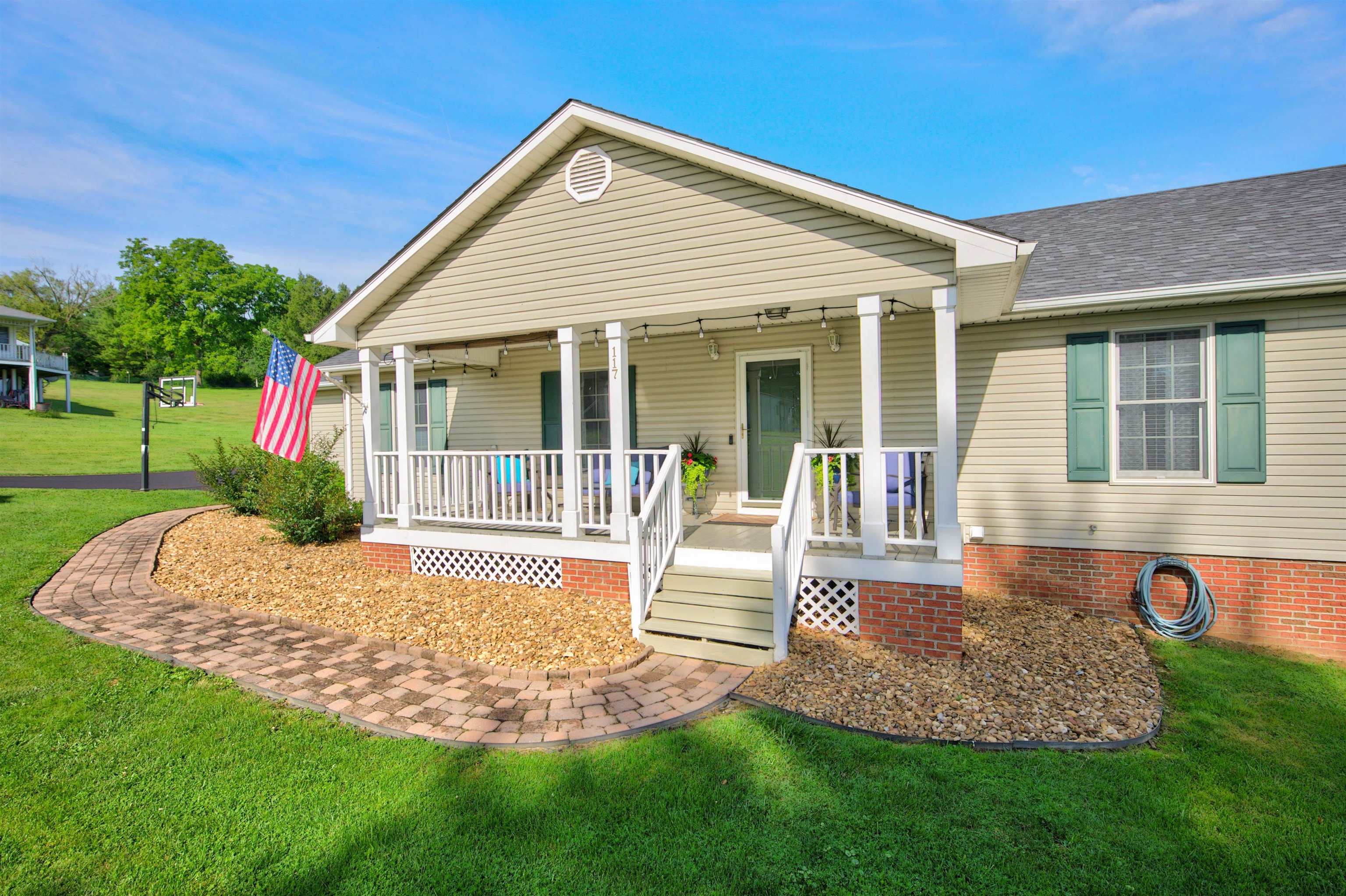 117 Pine Avenue Rural Retreat VA 24368