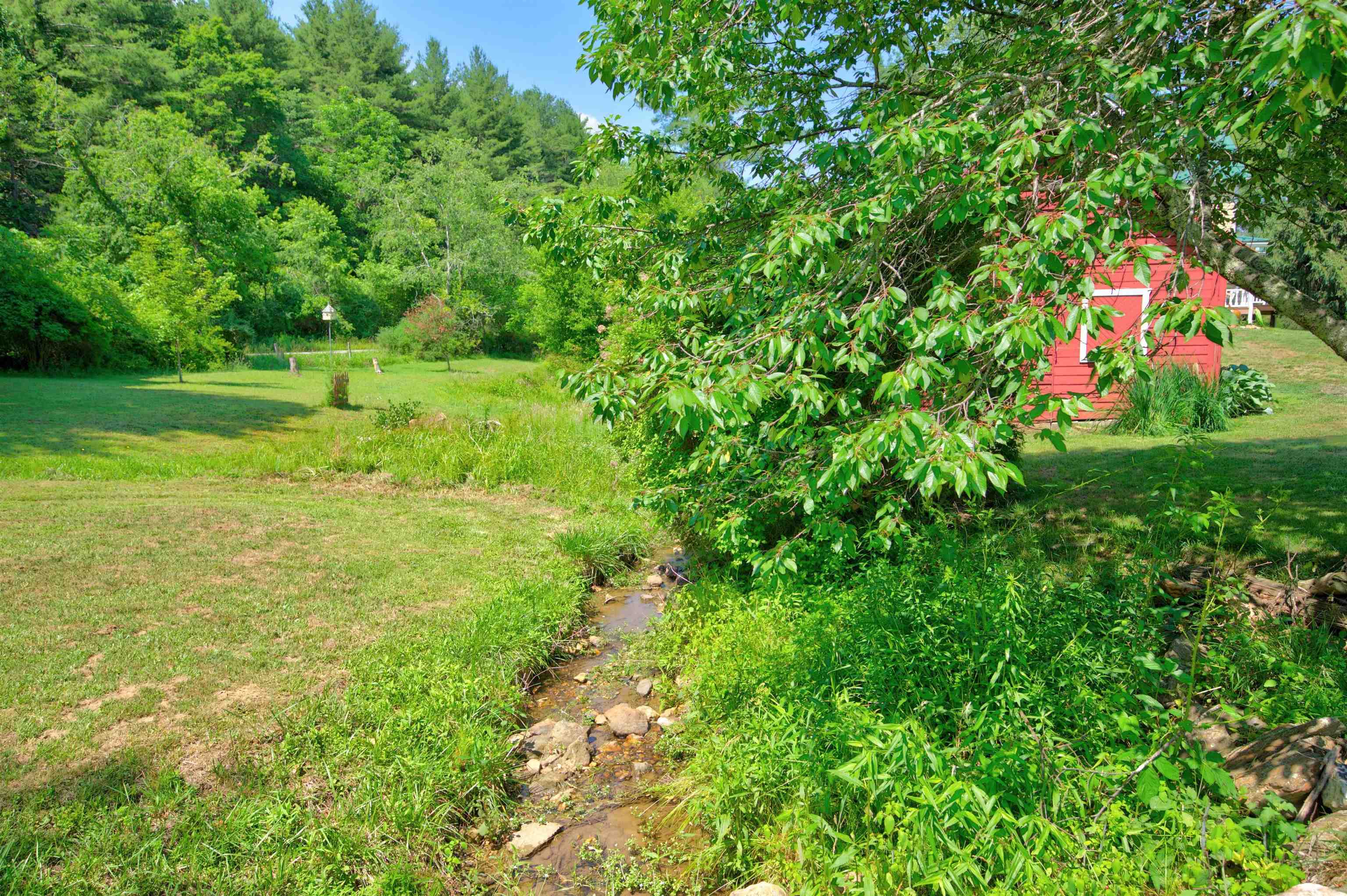 2067 Bethlehem Church Road NE Floyd VA 24091