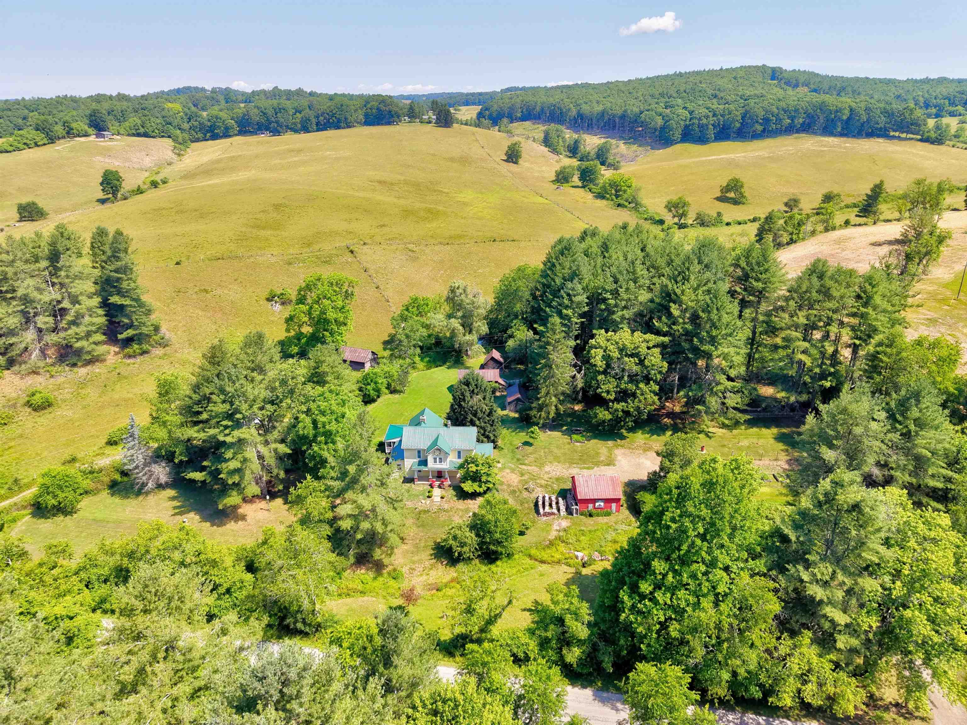 2067 Bethlehem Church Road NE Floyd VA 24091