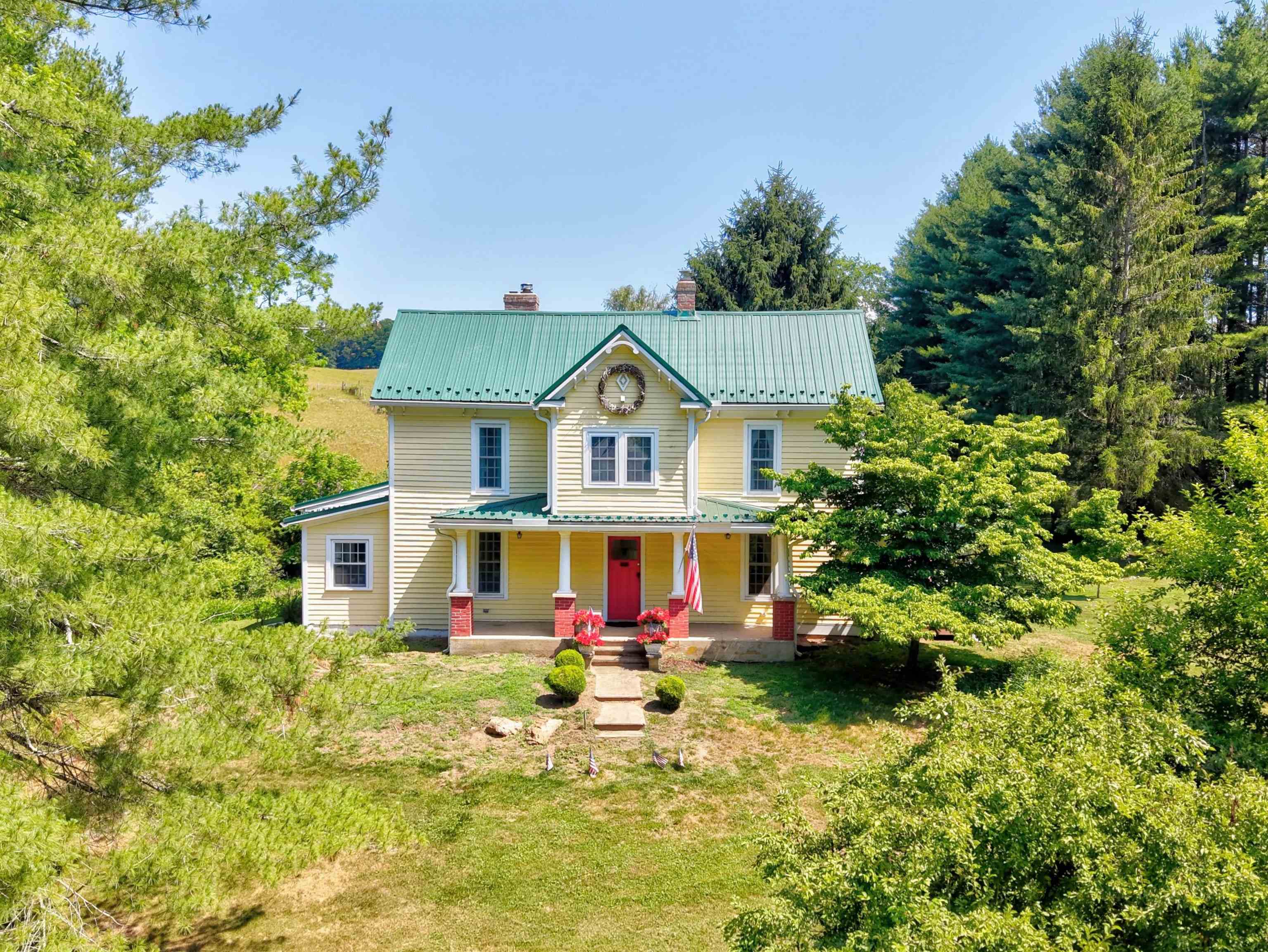 2067 Bethlehem Church Road NE Floyd VA 24091