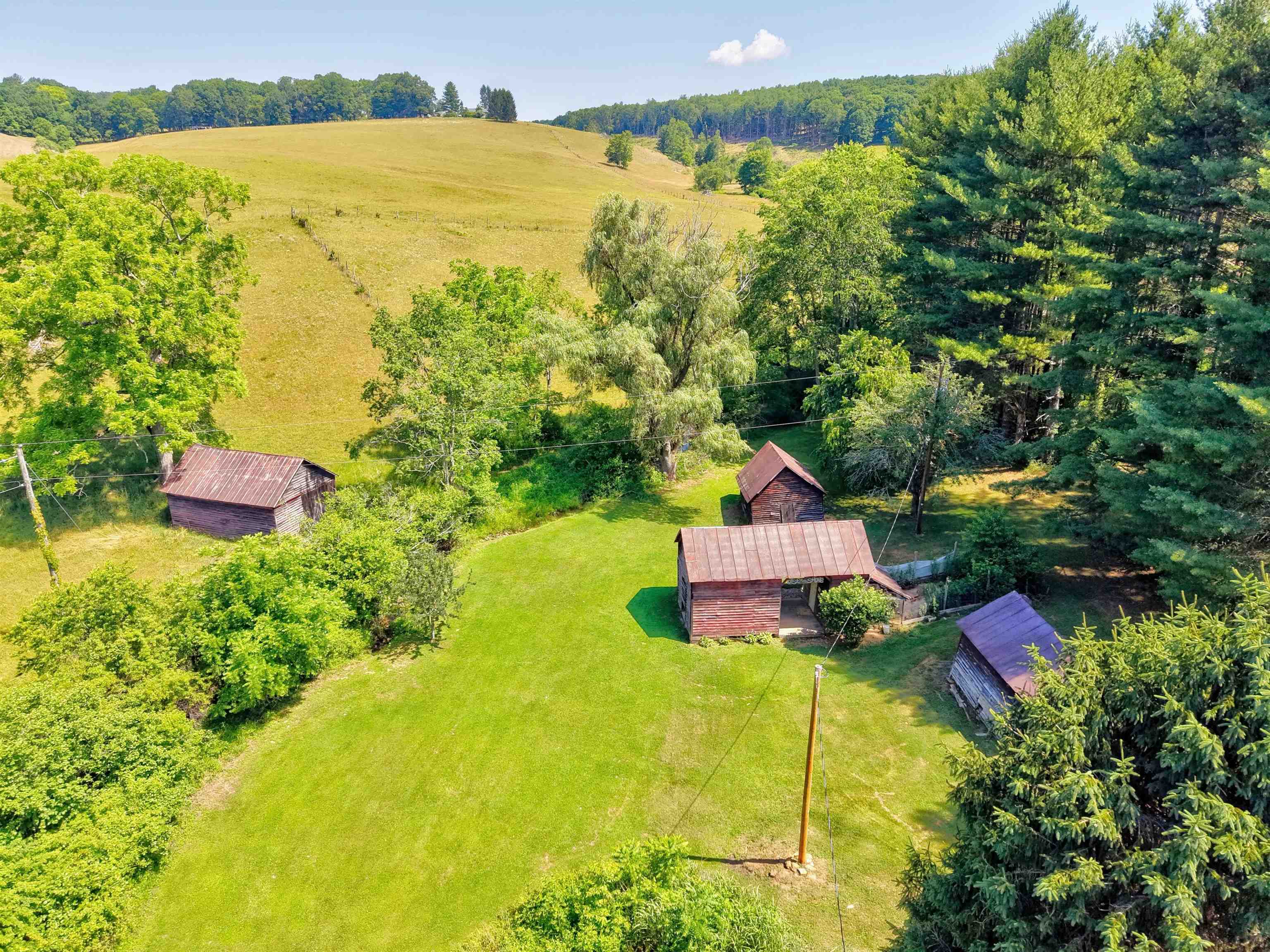 2067 Bethlehem Church Road NE Floyd VA 24091
