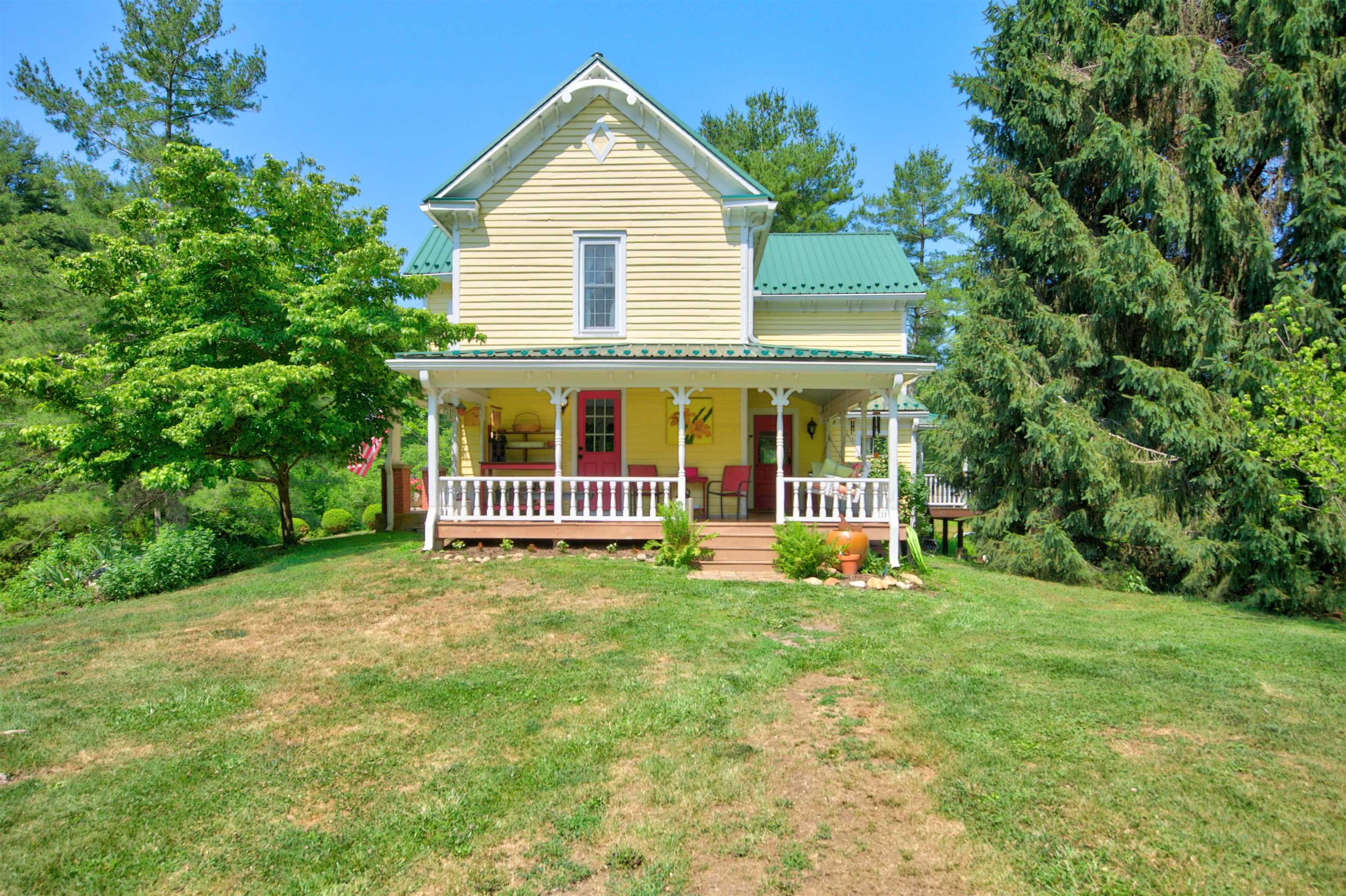 2067 Bethlehem Church Road NE Floyd VA 24091