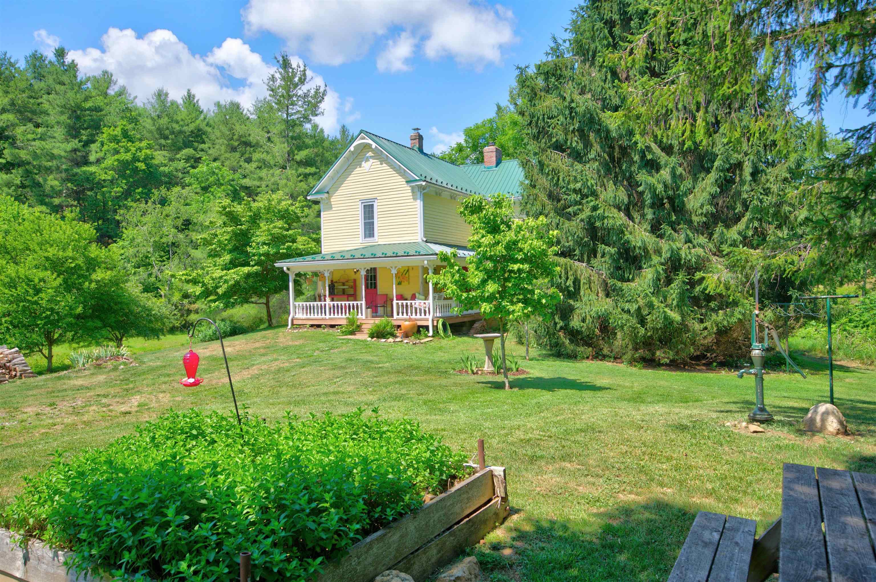 2067 Bethlehem Church Road NE Floyd VA 24091