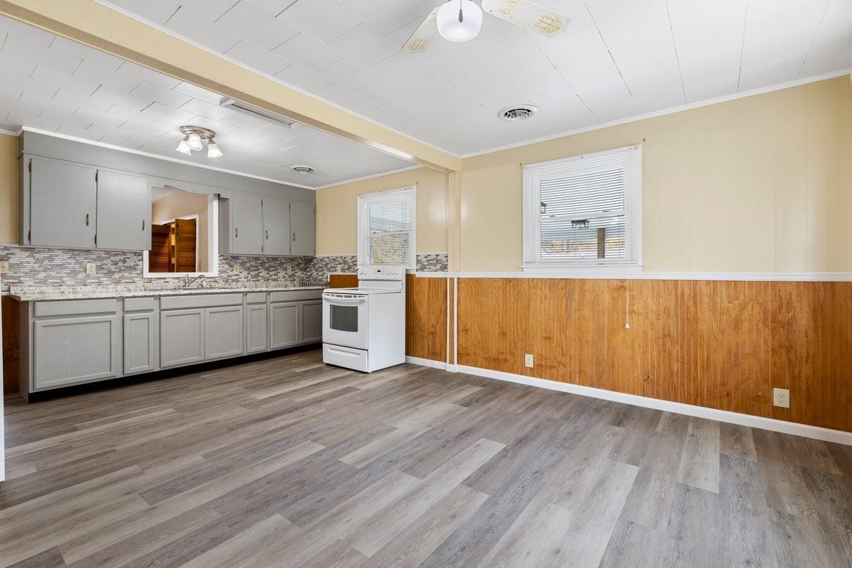 306 Cliffview Drive Pembroke VA 24136