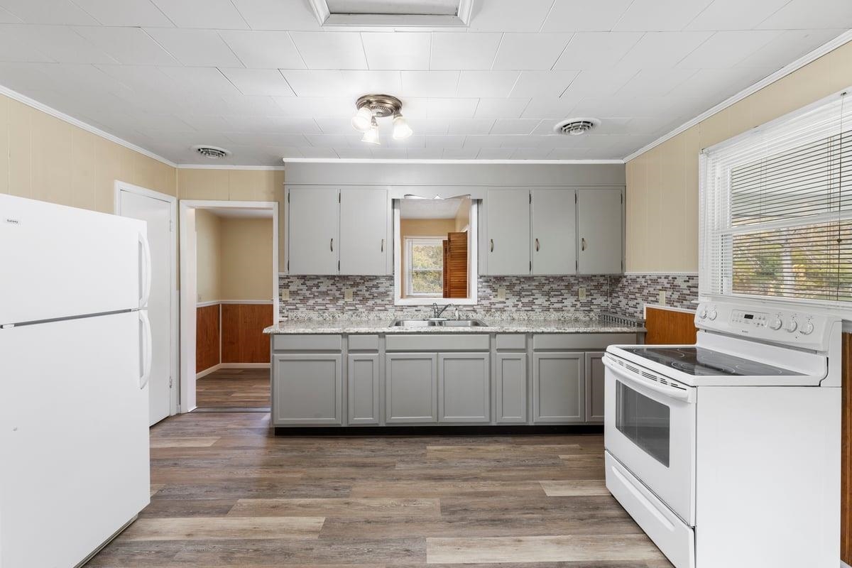 306 Cliffview Drive Pembroke VA 24136