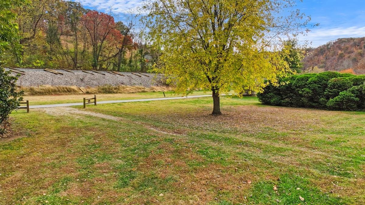 306 Cliffview Drive Pembroke VA 24136