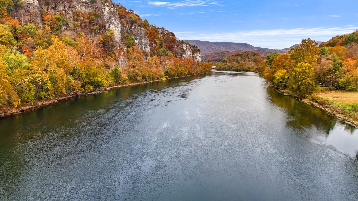 306 Cliffview Drive Pembroke VA 24136