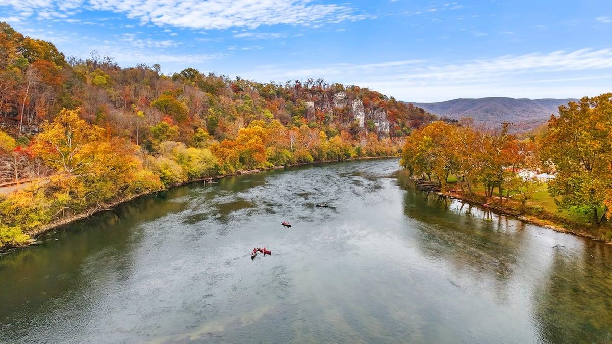 306 Cliffview Drive Pembroke VA 24136