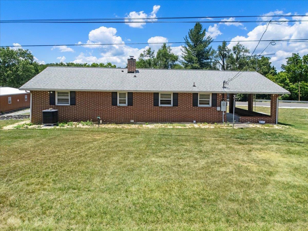 5662 Old Route 11 Road Dublin VA 24084