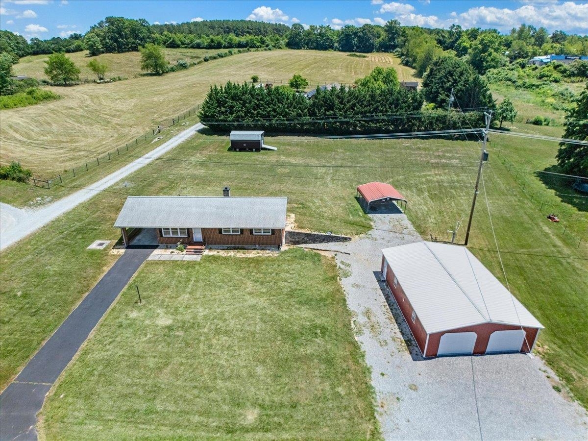 5662 Old Route 11 Road Dublin VA 24084