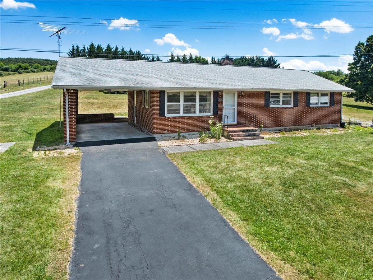 5662 Old Route 11 Road Dublin VA 24084