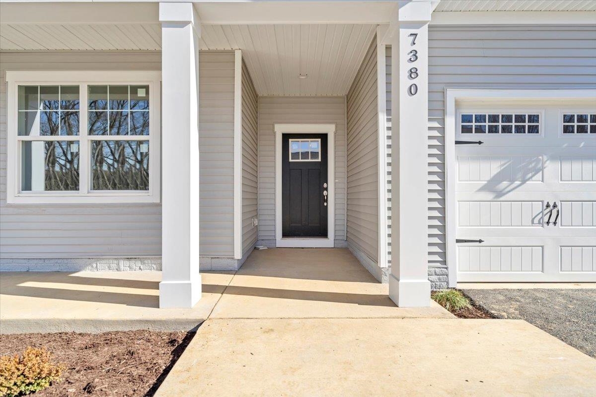 7380 King's Pointe Drive Fairlawn VA 24141