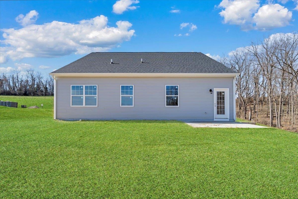 7380 King's Pointe Drive Fairlawn VA 24141